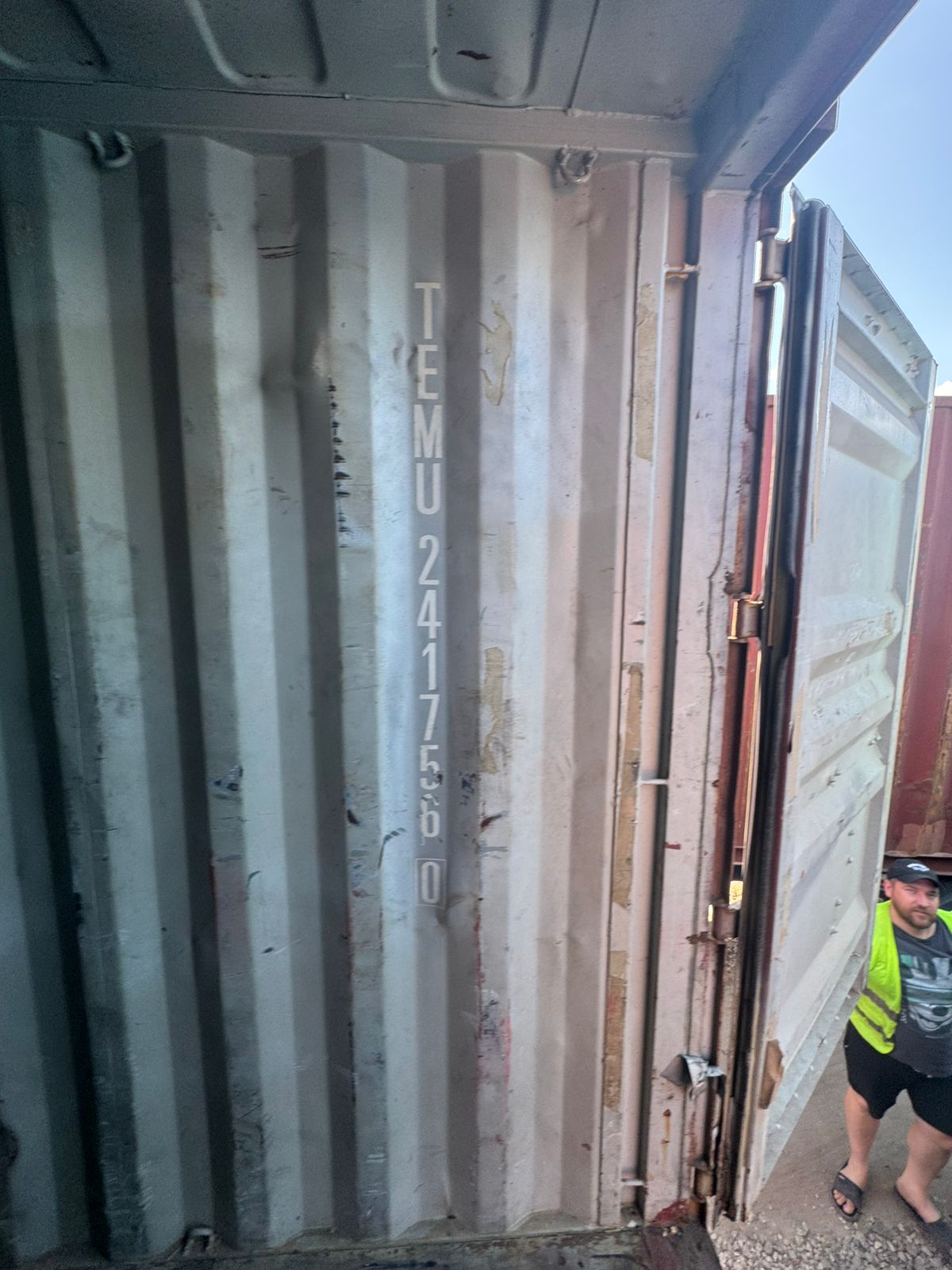 Морской контейнер TEMU2417560