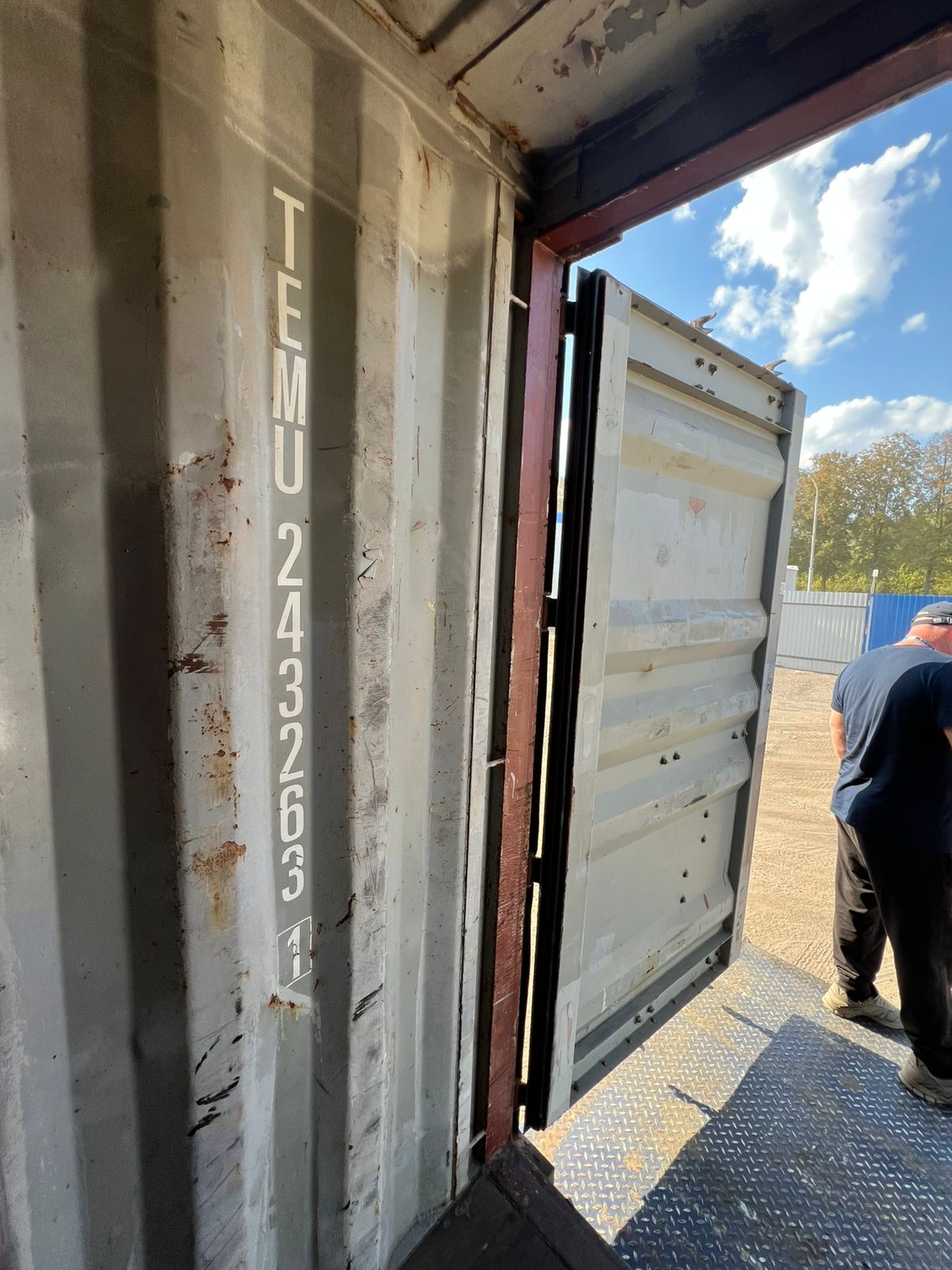 Морской контейнер TEMU2432631