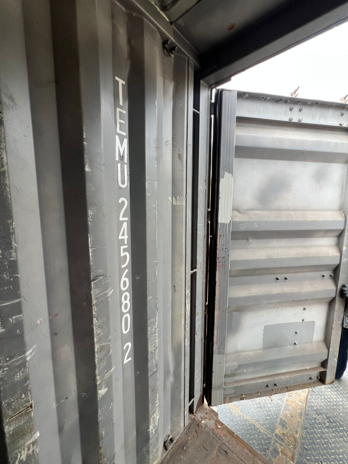 Морской контейнер TEMU2456802