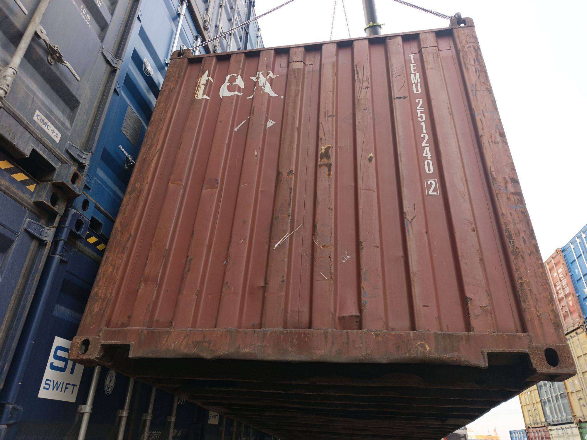 Морской контейнер TEMU2512402