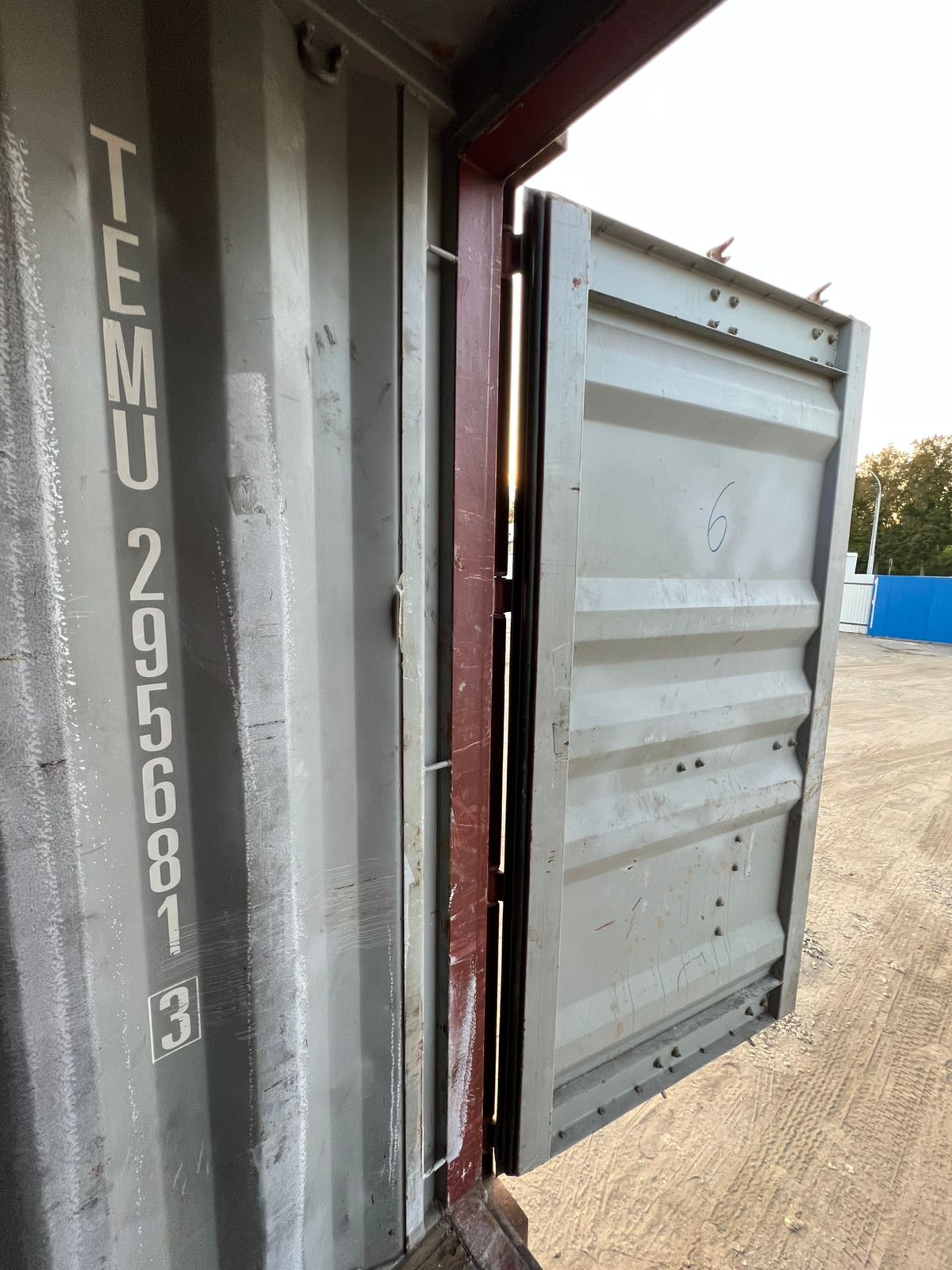 Морской контейнер TEMU2956813