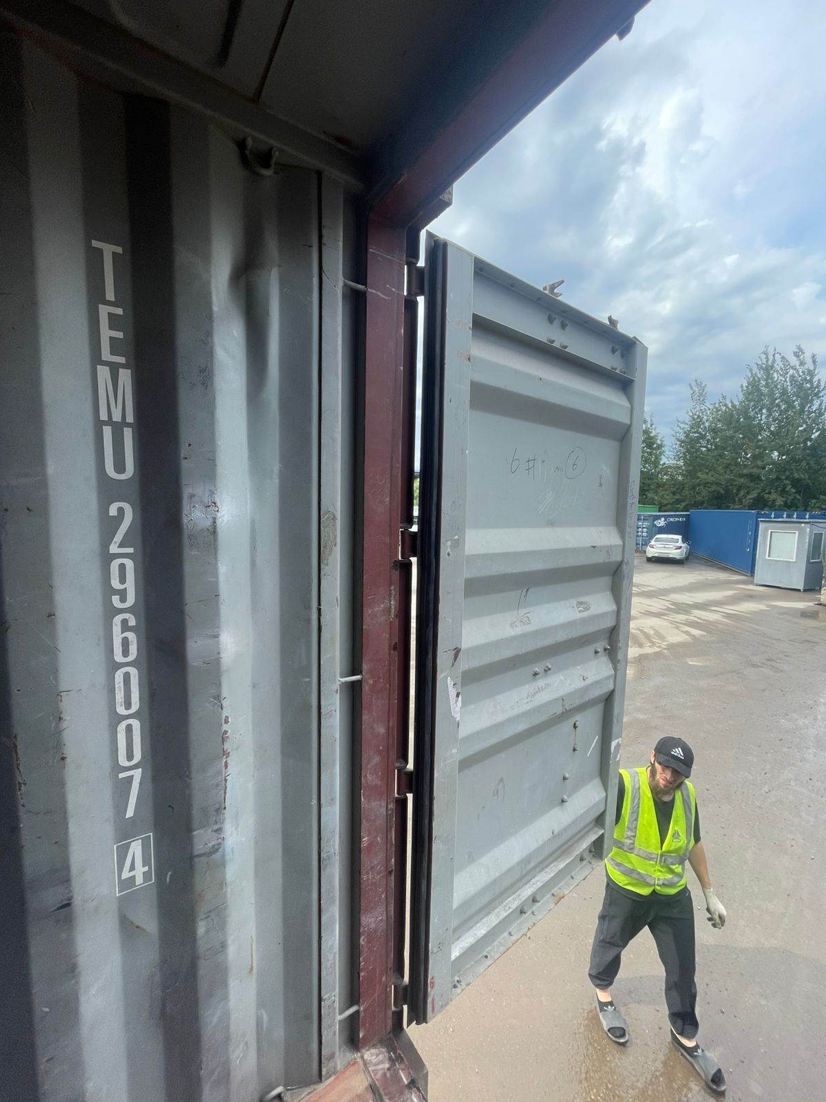 Морской контейнер TEMU2960074