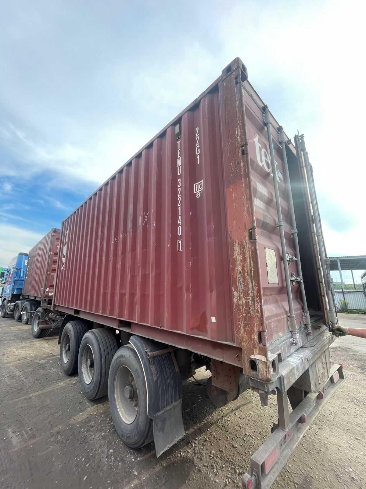 Морской контейнер TEMU3221401