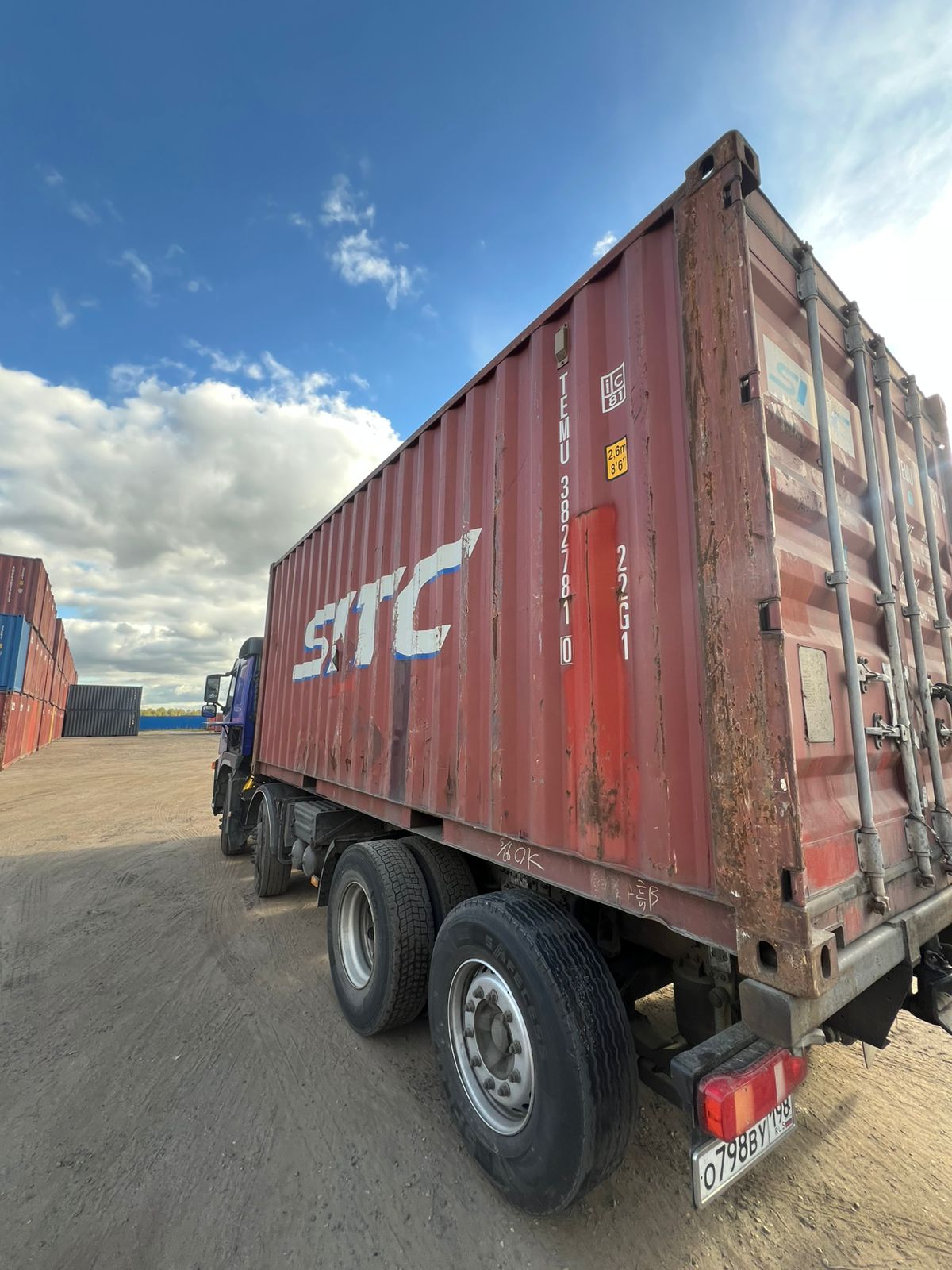 Морской контейнер TEMU3827810