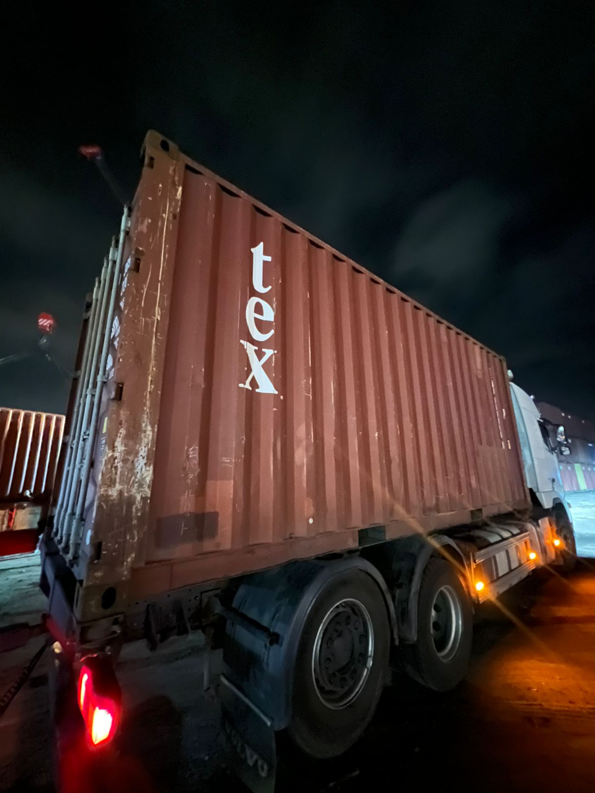 Морской контейнер TEMU3890198