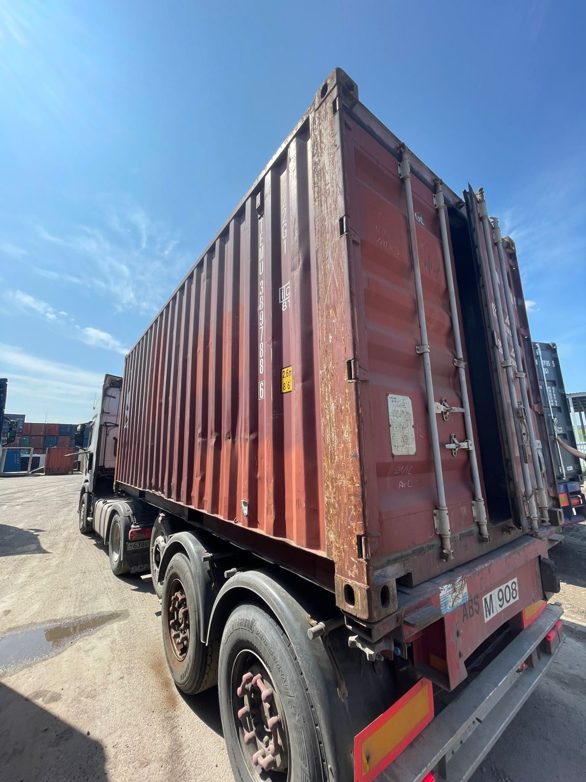 Морской контейнер TEMU3897886