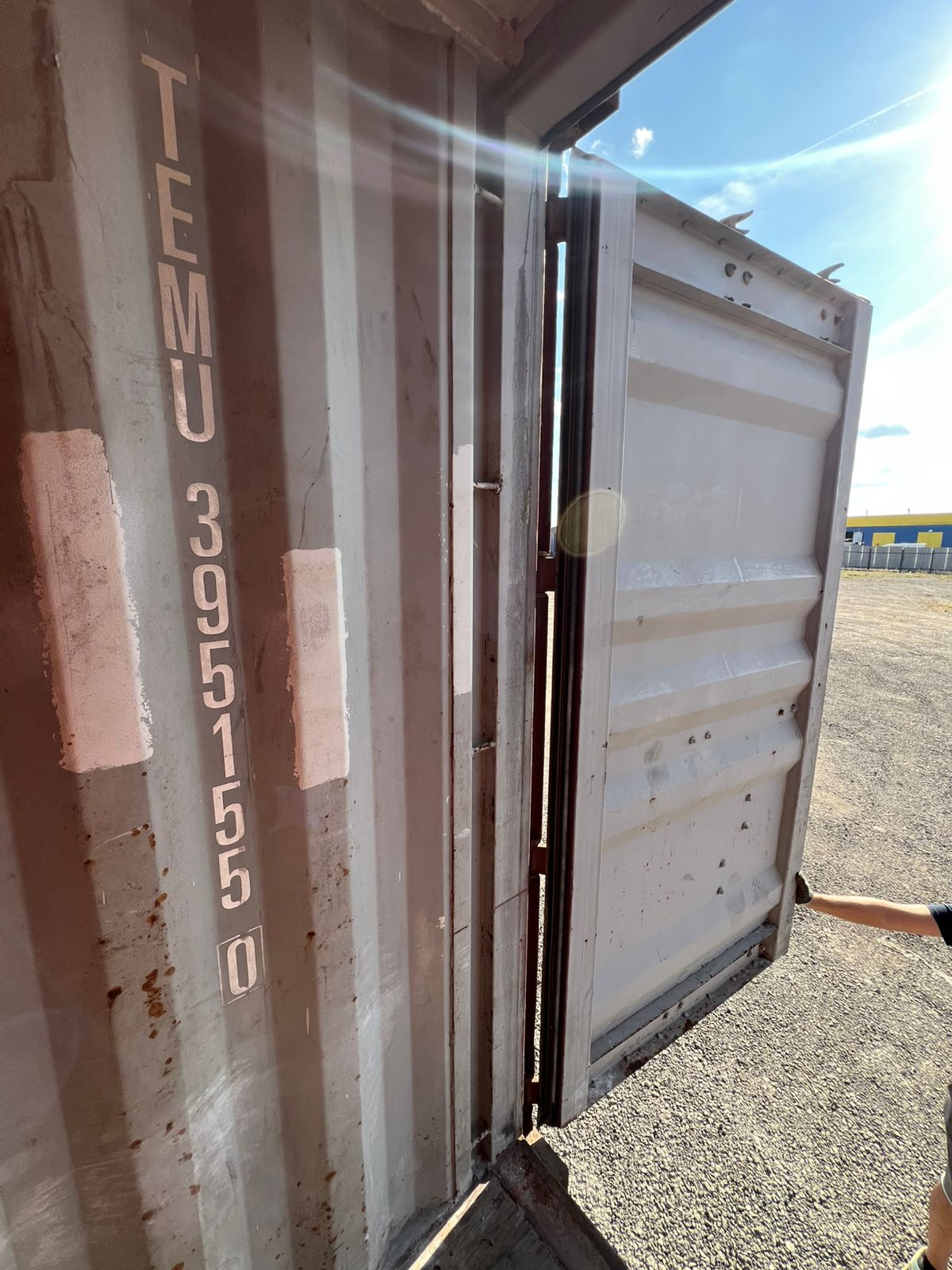 Морской контейнер TEMU3951550