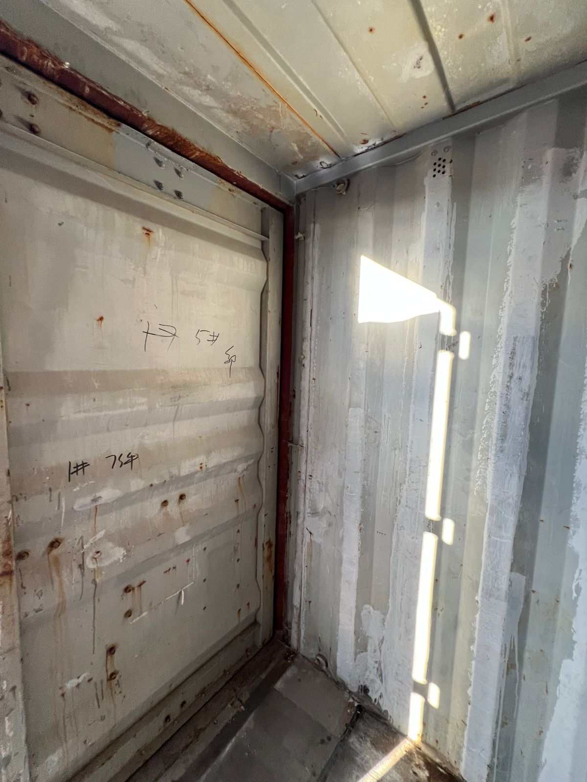 Морской контейнер TEMU4106640