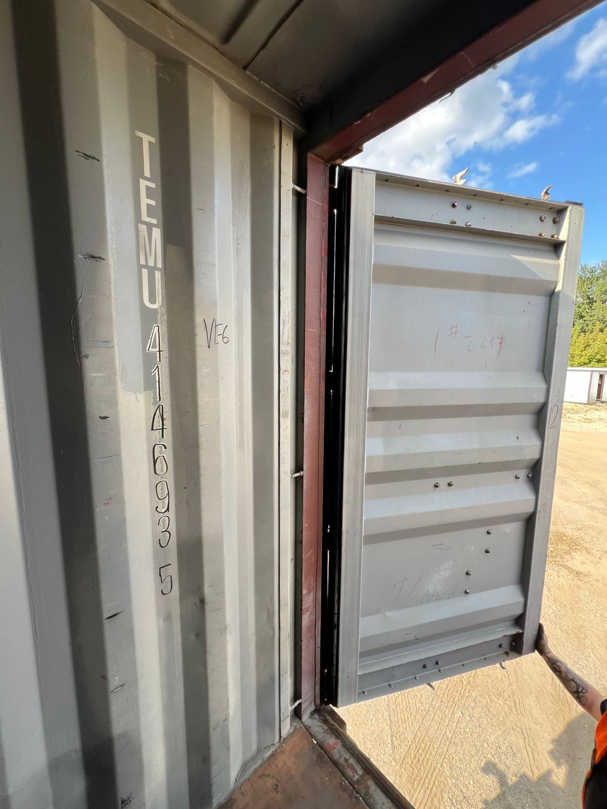 Морской контейнер TEMU4146935