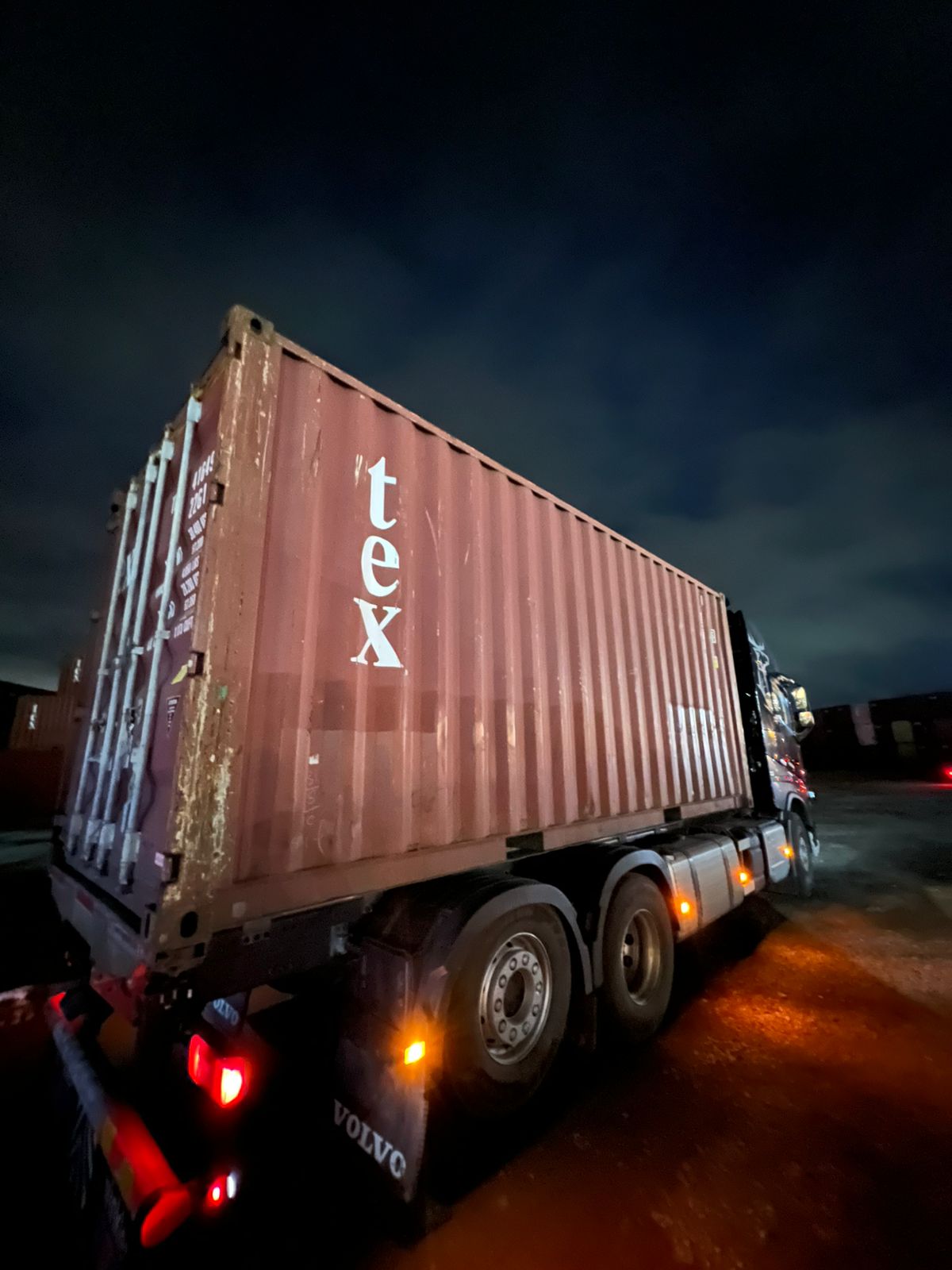 Морской контейнер TEMU4164944