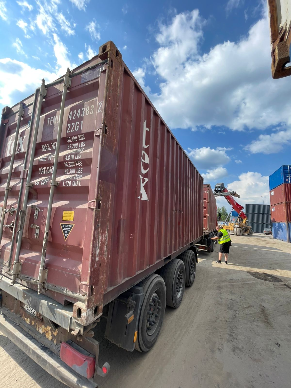 Морской контейнер TEMU4243832