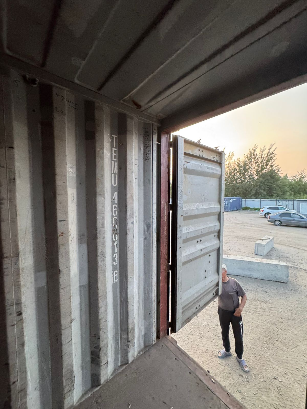 Морской контейнер TEMU4606136