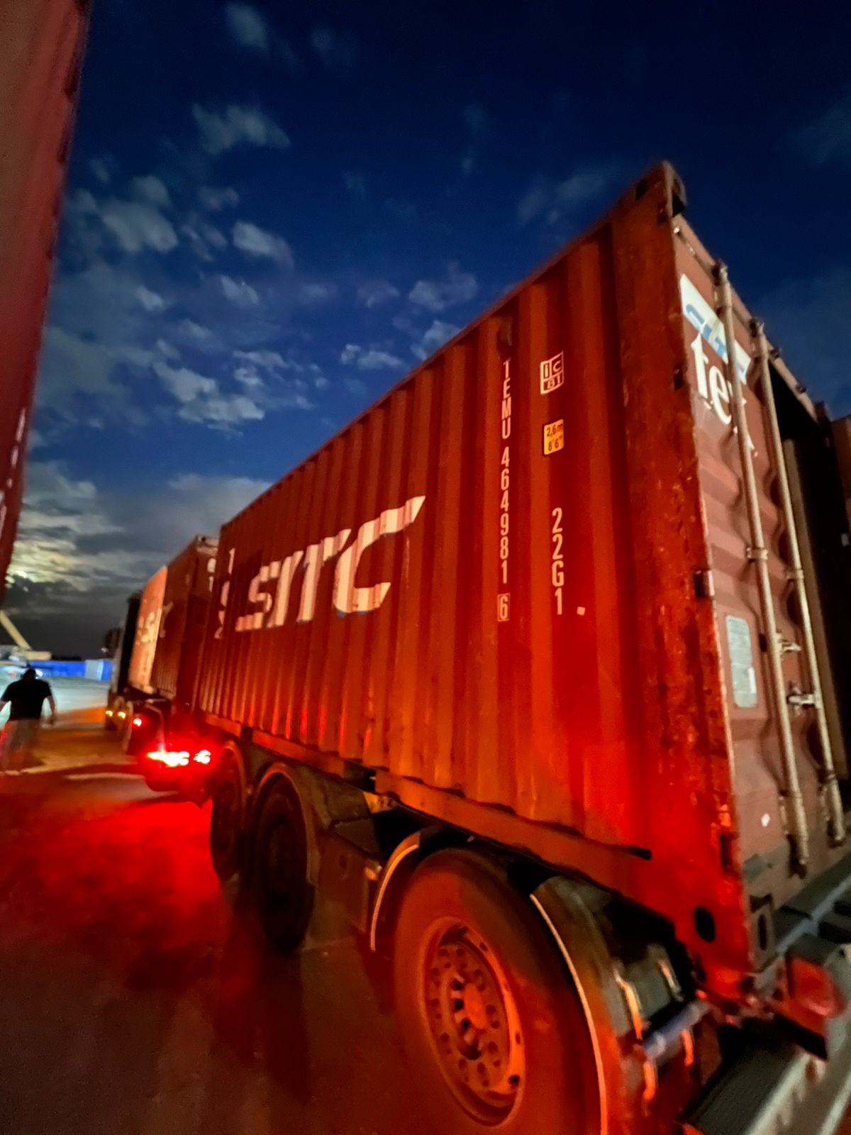 Морской контейнер TEMU4649816