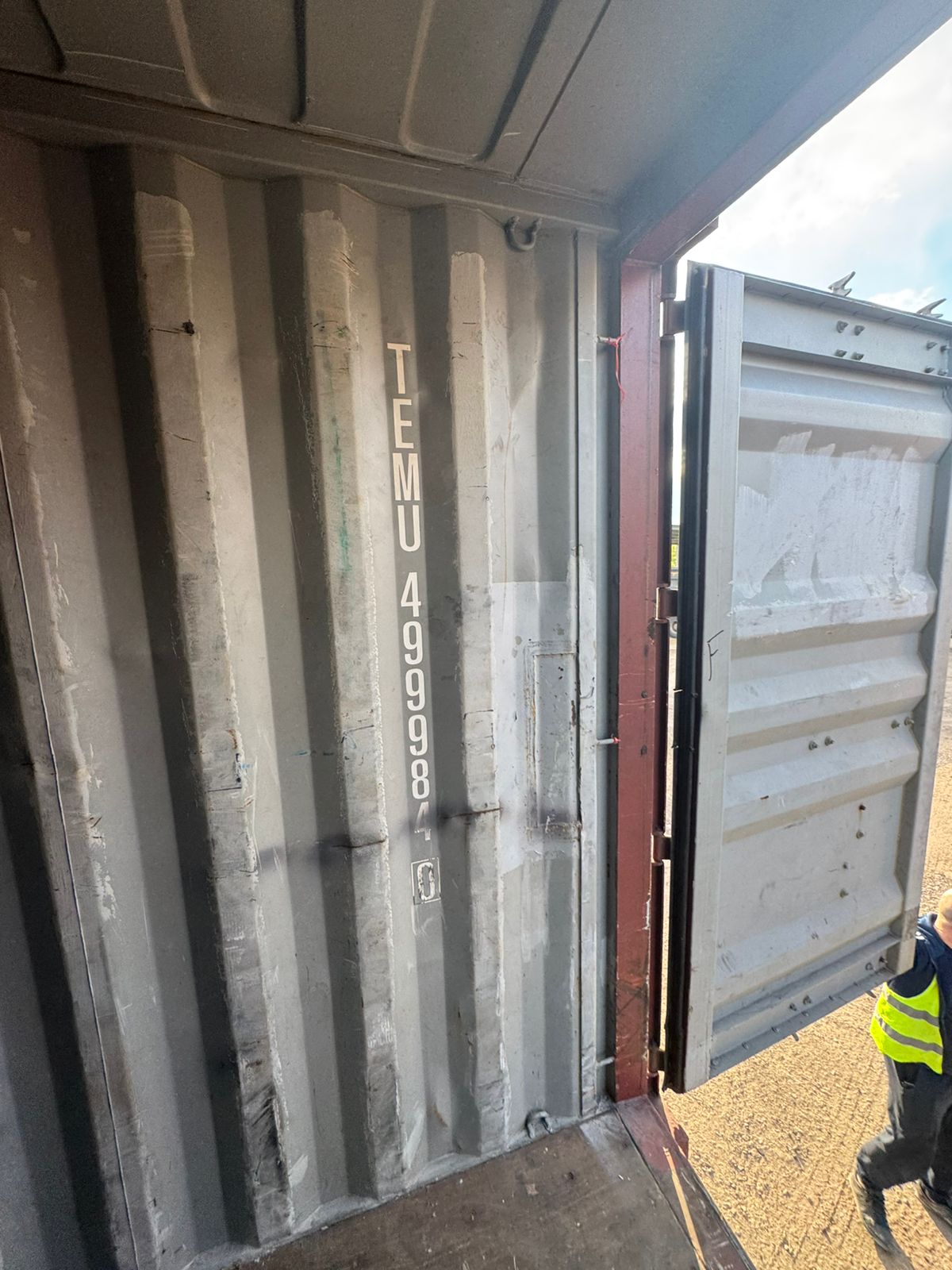 Морской контейнер TEMU4999840