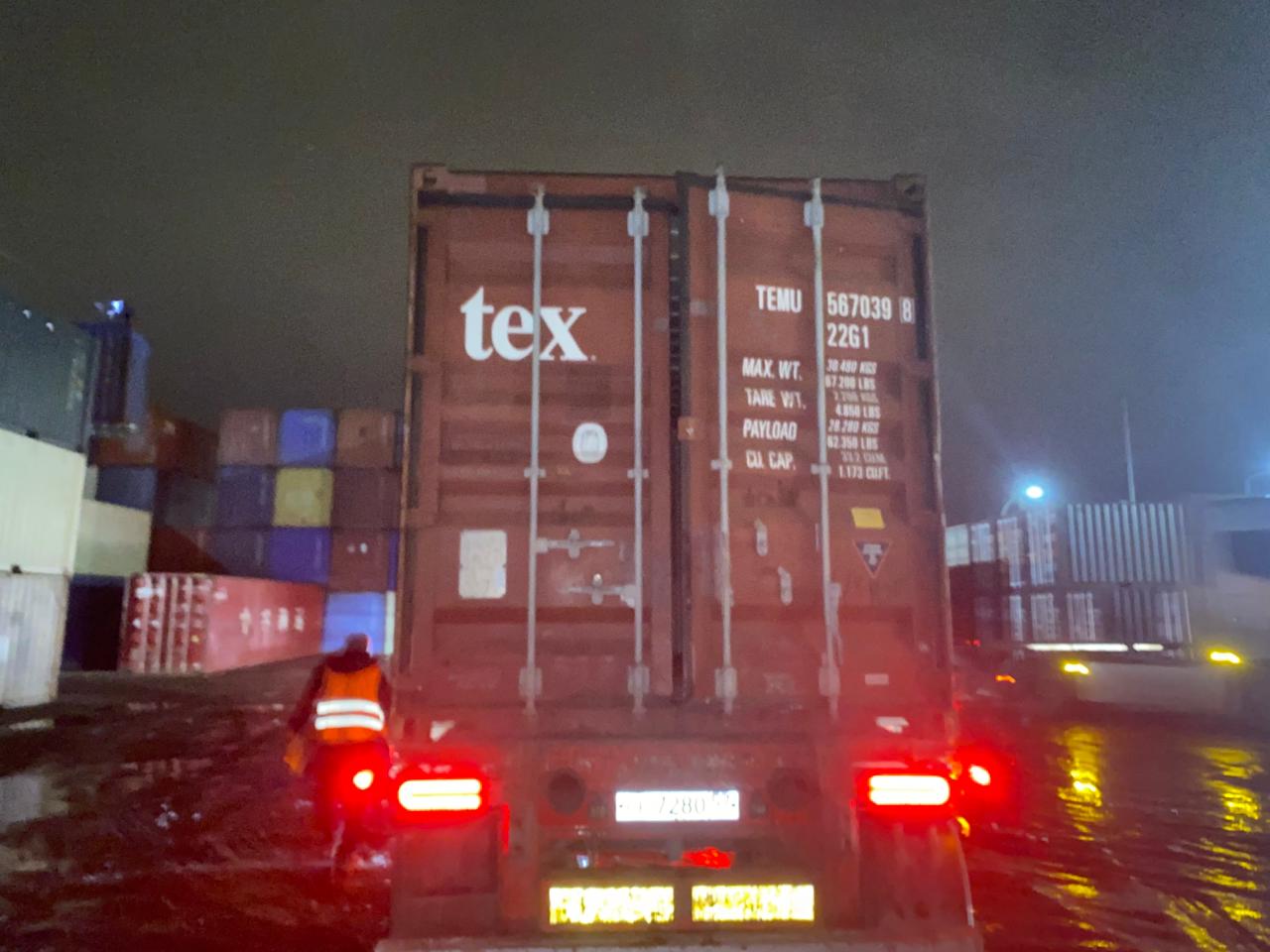 Морской контейнер TEMU5670398