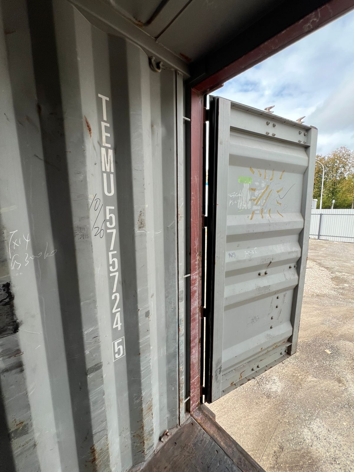 Морской контейнер TEMU5757245