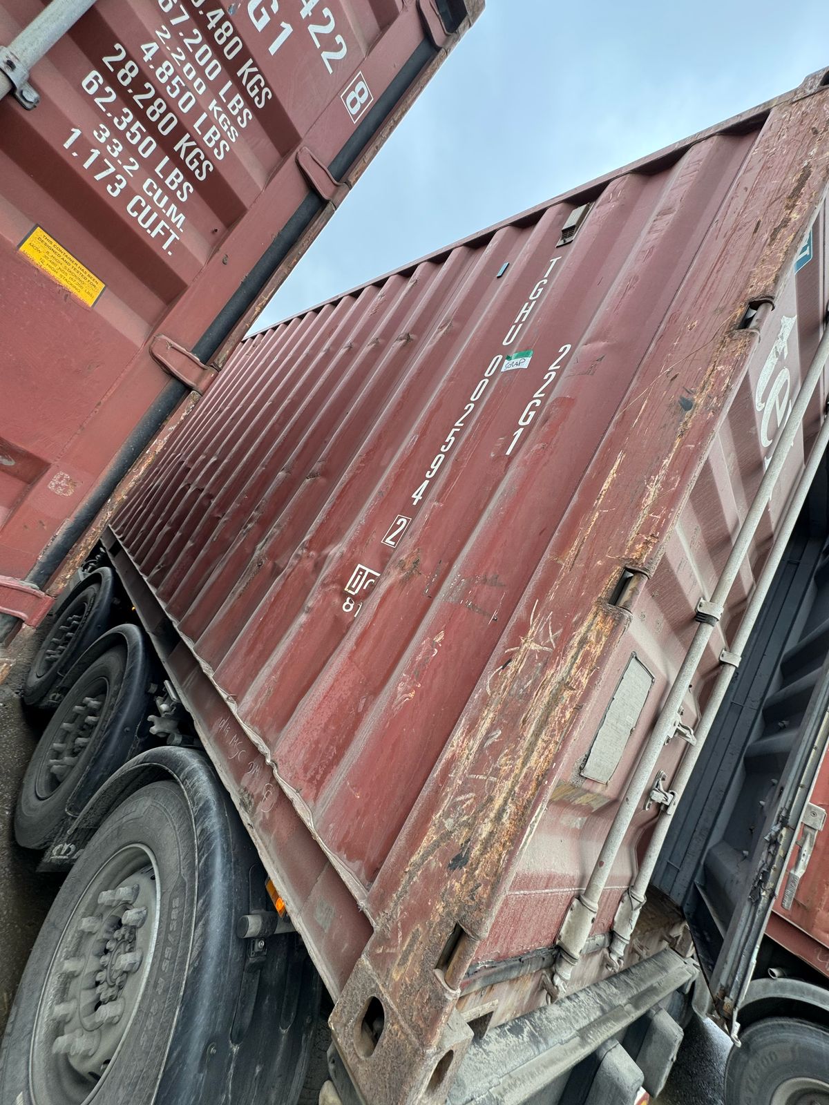 Морской контейнер TGHU0025942