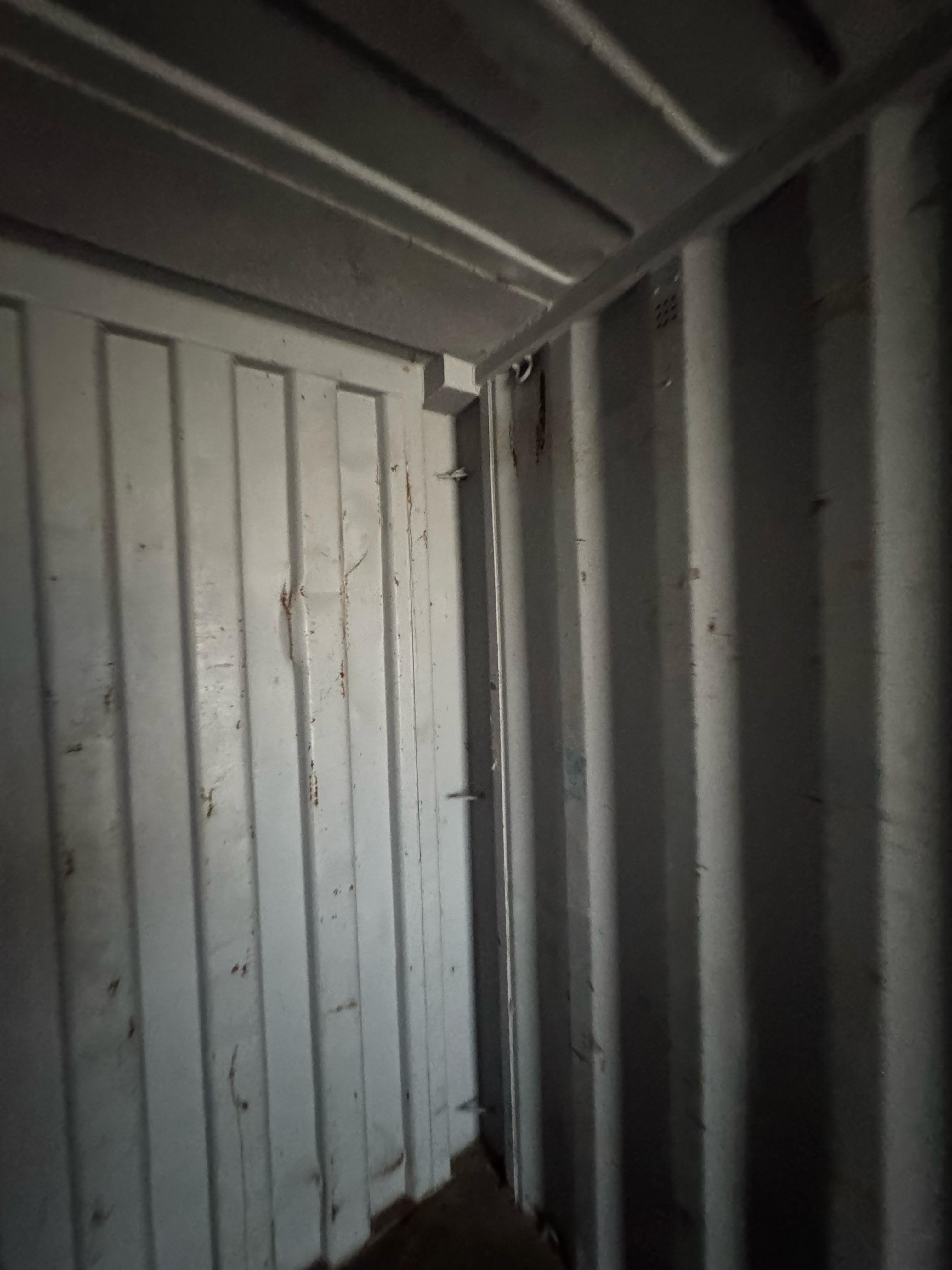 Морской контейнер TGHU0068878