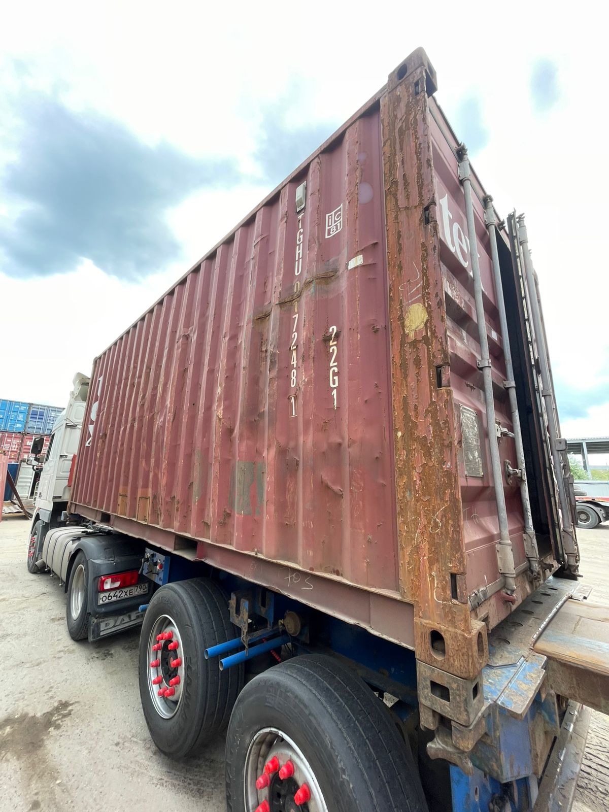 Морской контейнер TGHU0172481