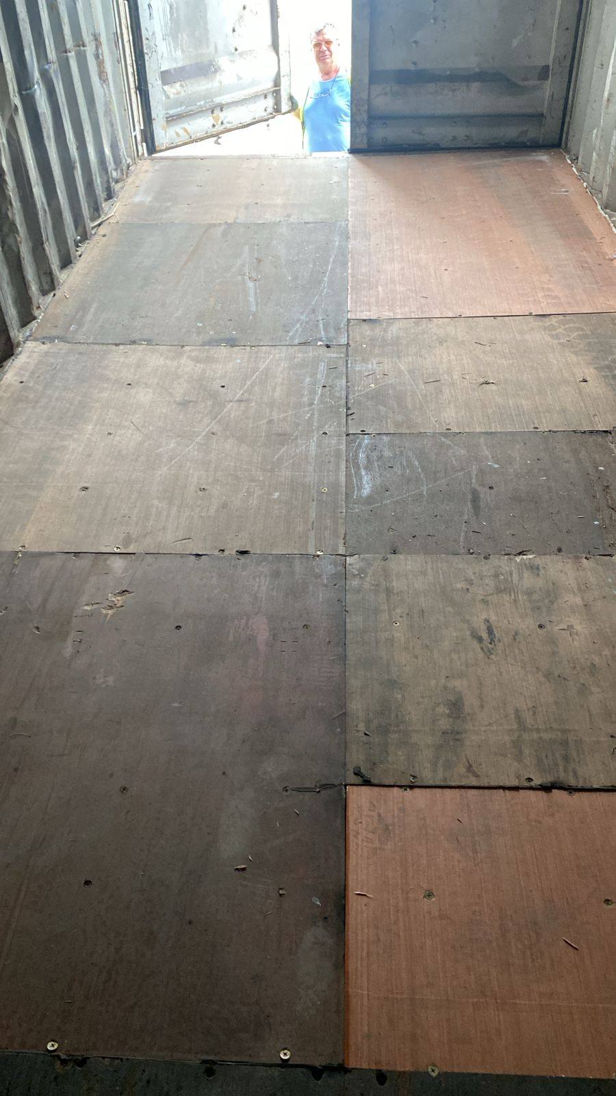 Морской контейнер TGHU0327670