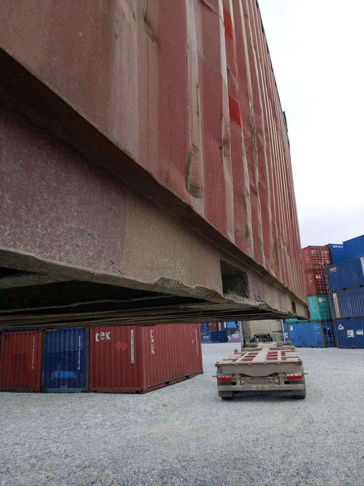 Морской контейнер TGHU0327670