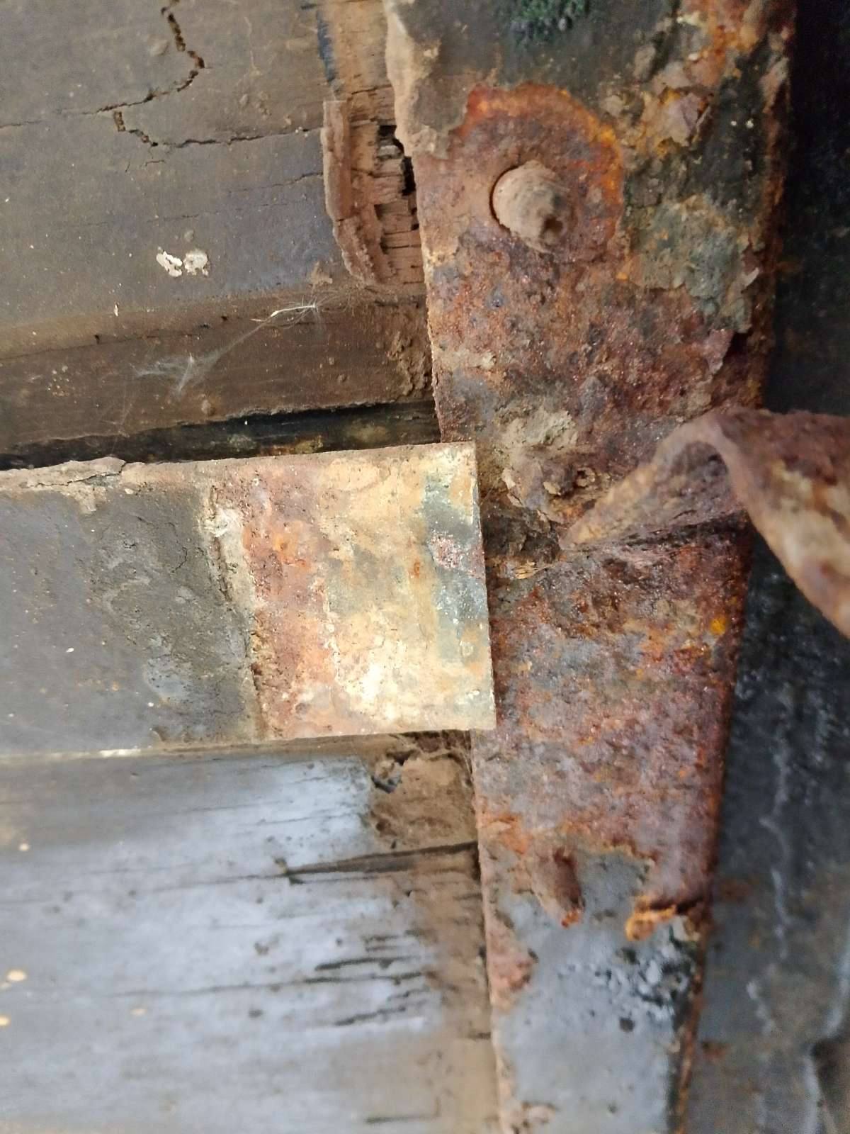 Морской контейнер TGHU0327670