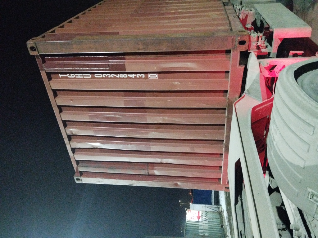 Морской контейнер TGHU0328430