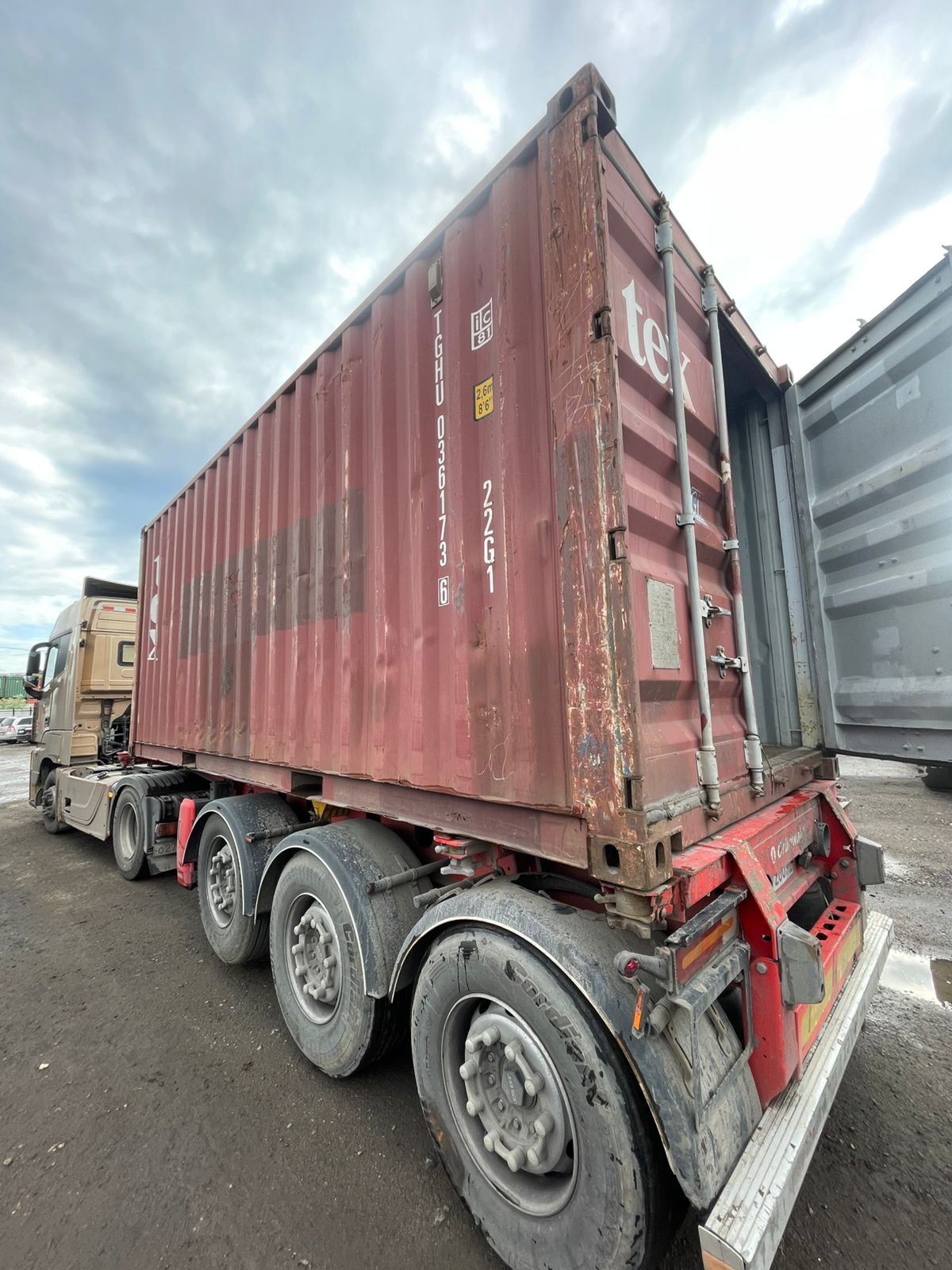 Морской контейнер TGHU0361736