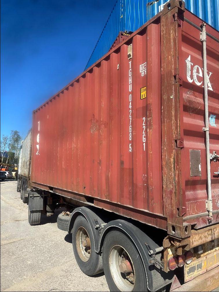 Морской контейнер TGHU0427685