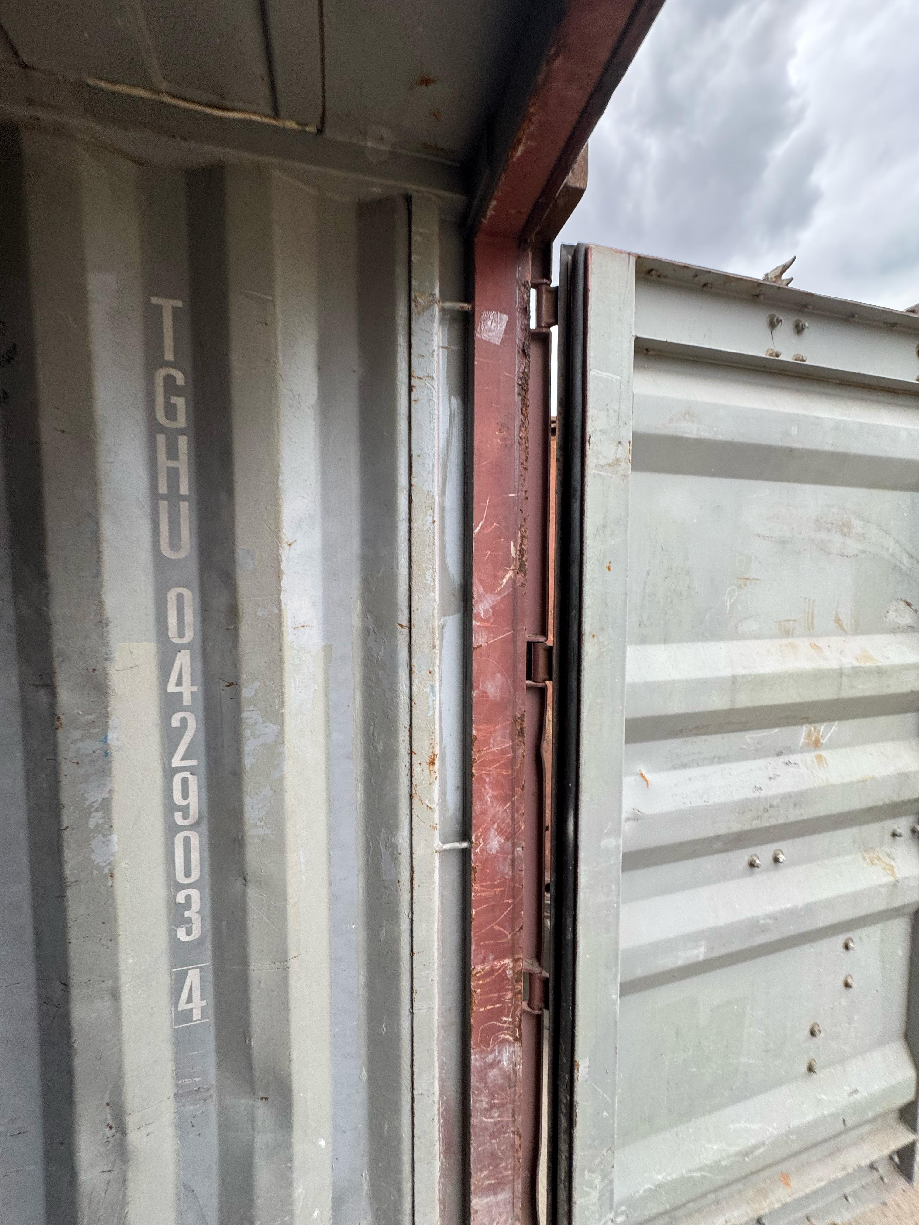 Морской контейнер TGHU0429034