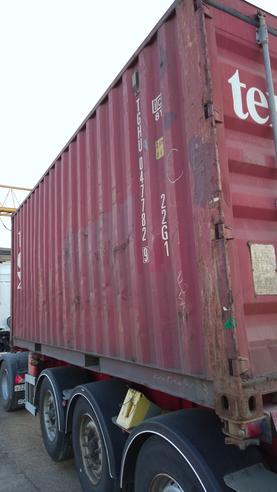 Морской контейнер TGHU0477829