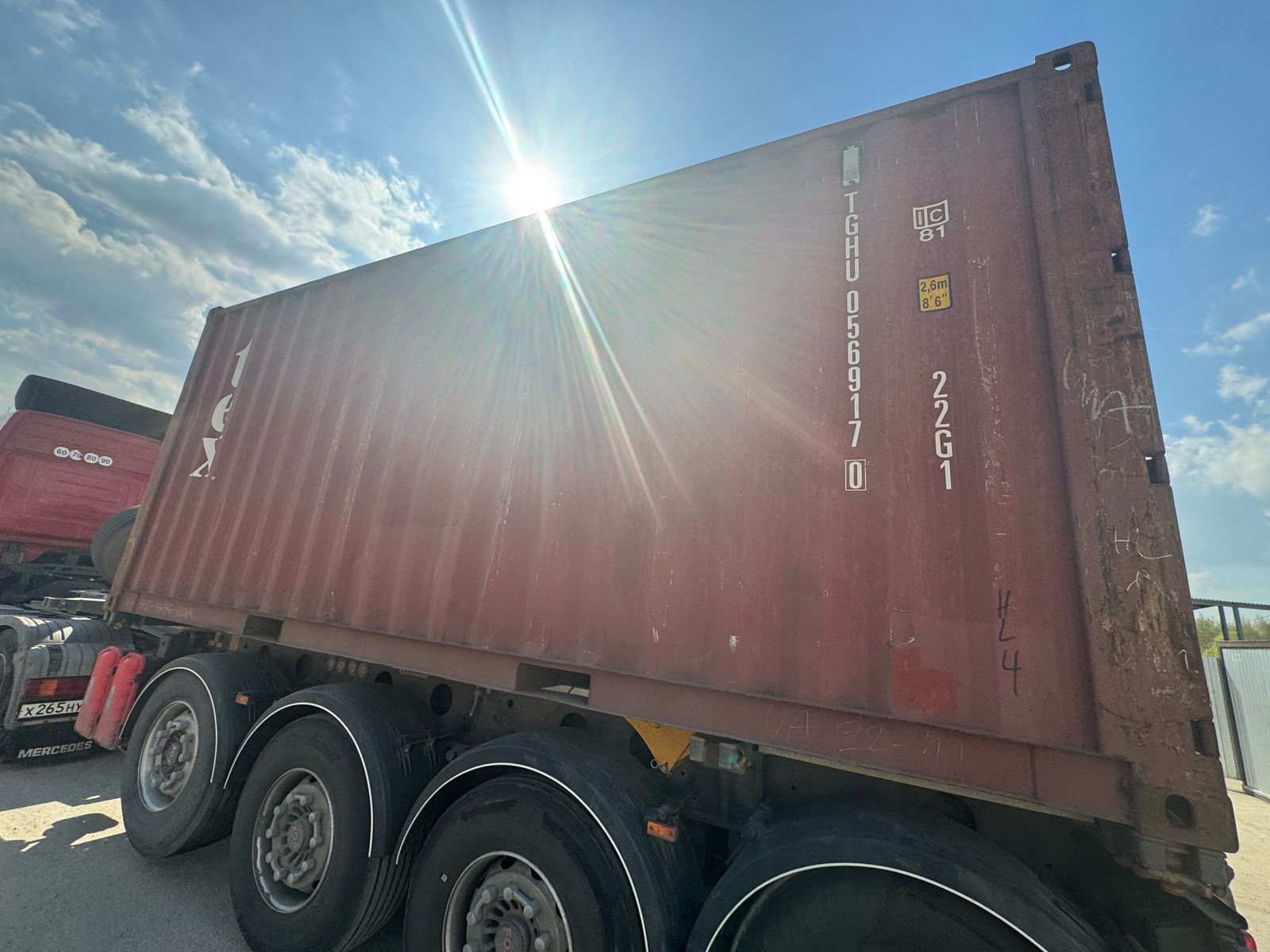 Морской контейнер TGHU0569170