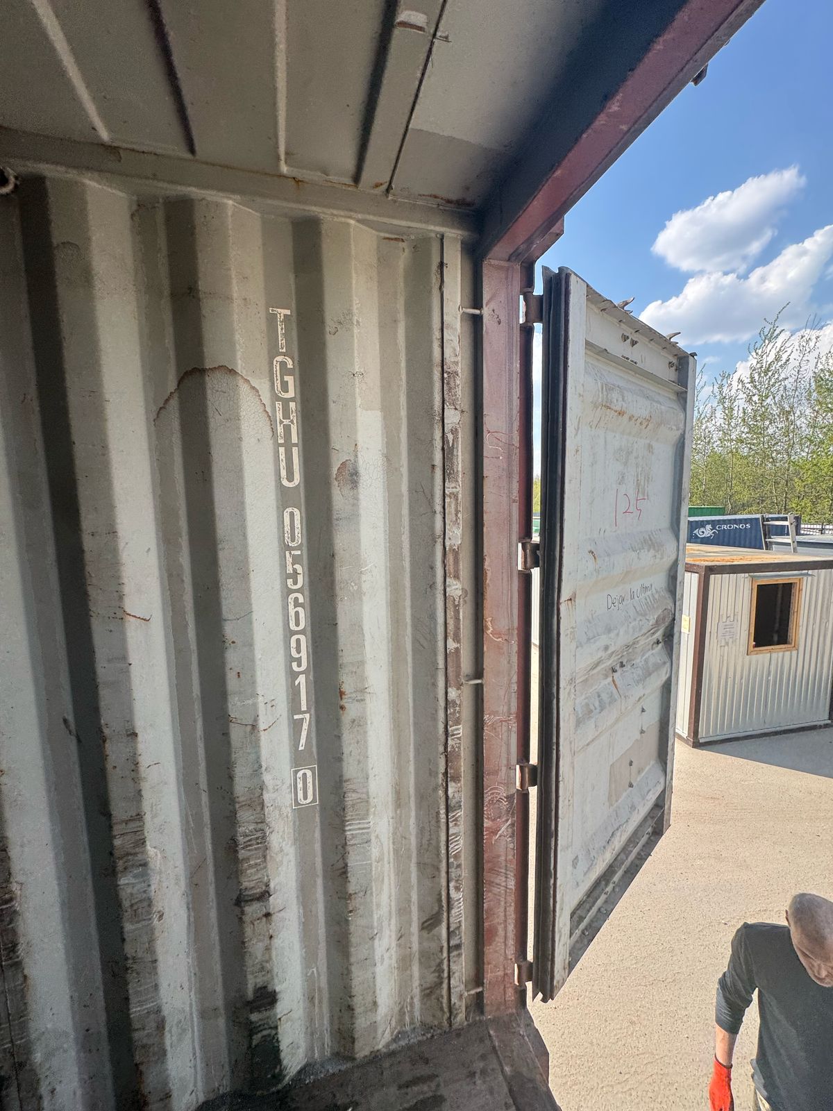 Морской контейнер TGHU0569170