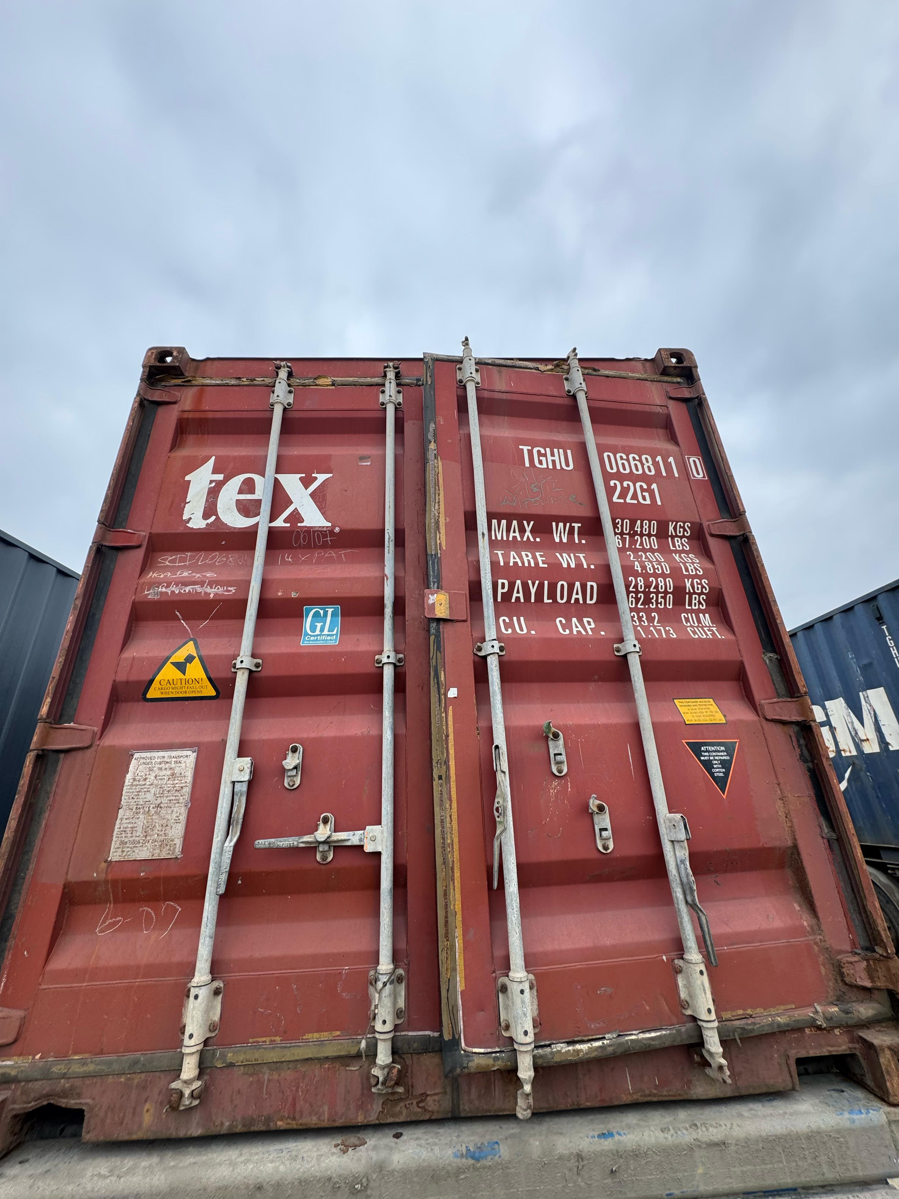 Морской контейнер TGHU0668110