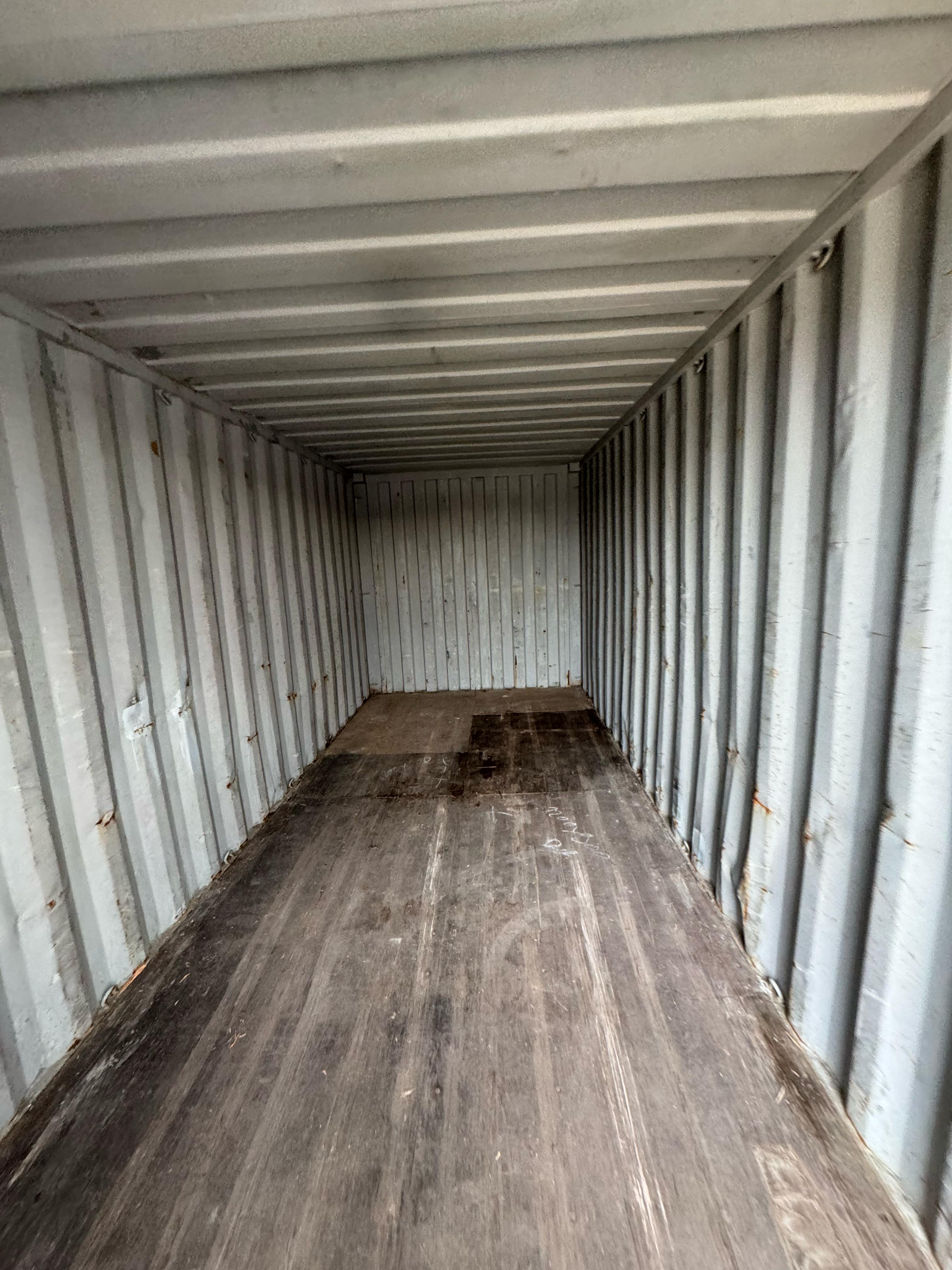 Морской контейнер TGHU0668110