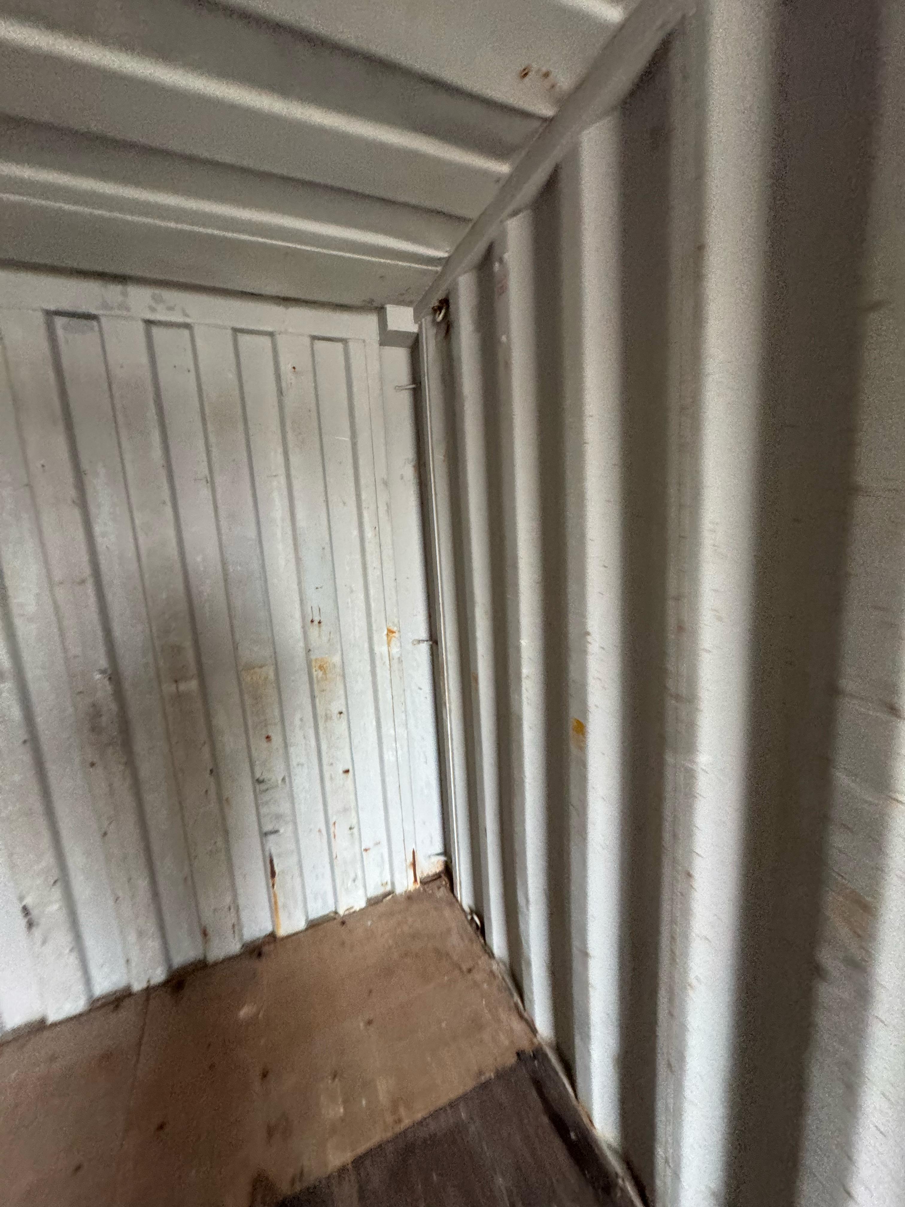 Морской контейнер TGHU0668110