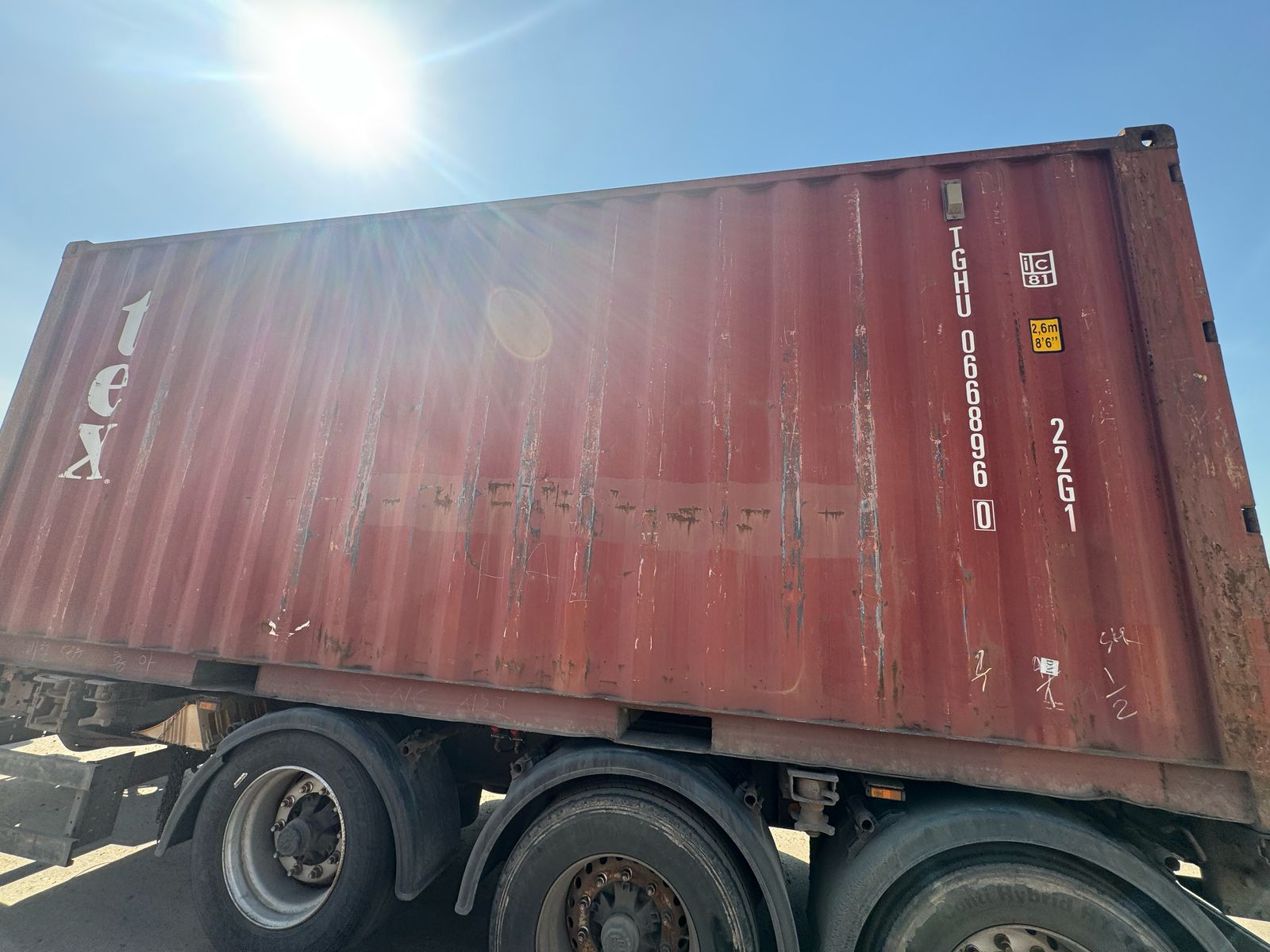 Морской контейнер TGHU0668960