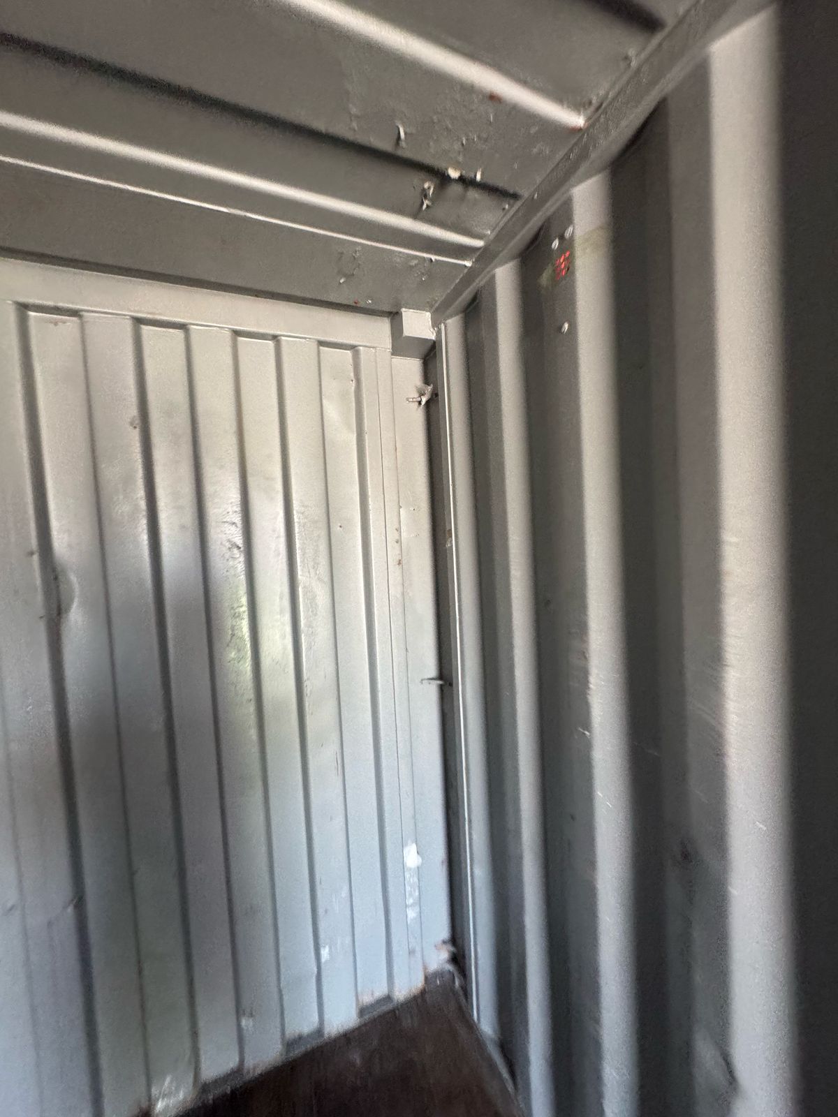 Морской контейнер TGHU0668960