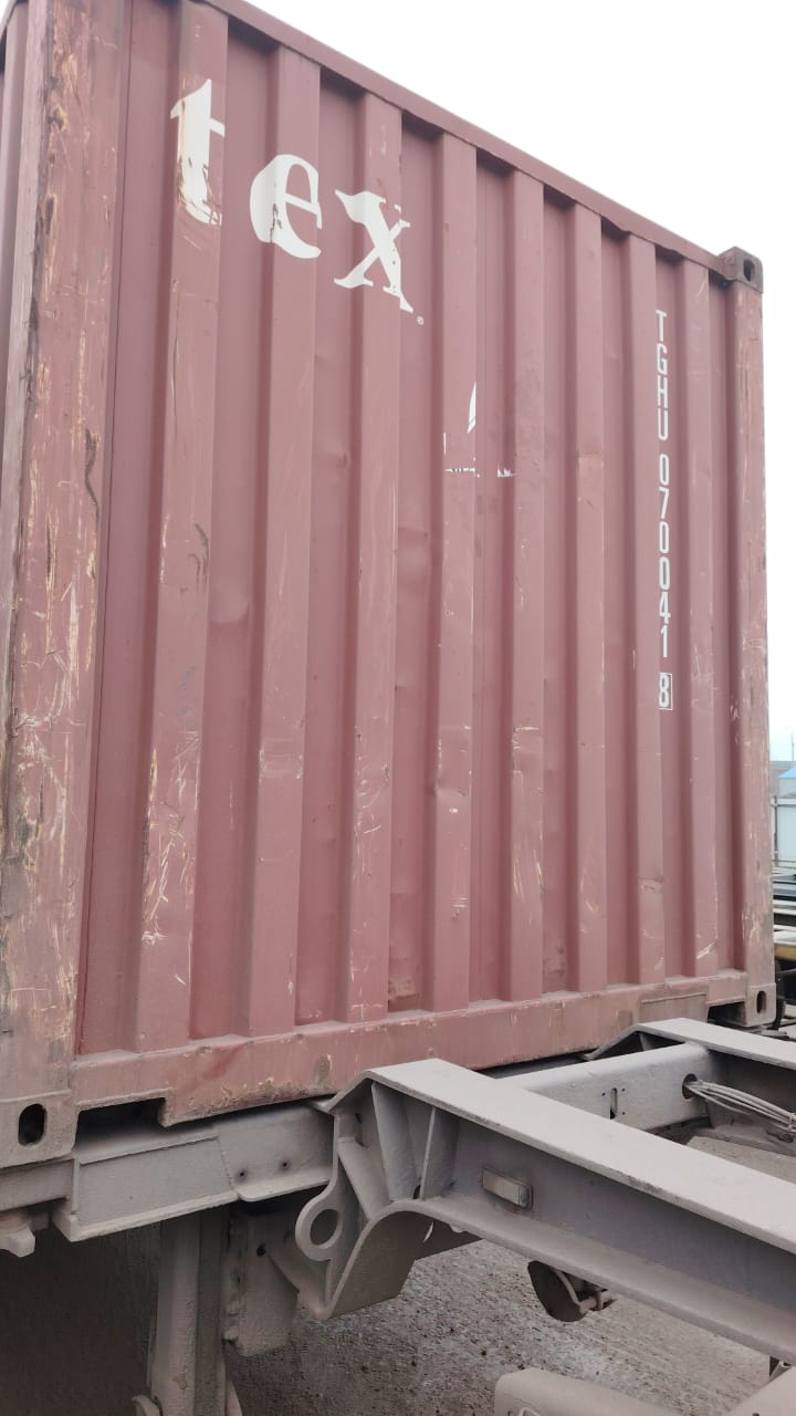 Морской контейнер TGHU0700418