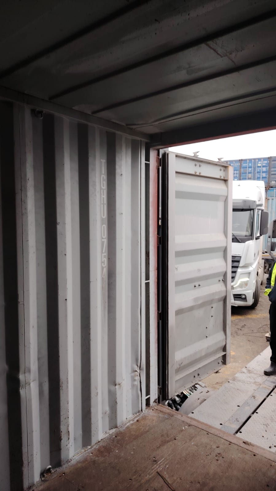 Морской контейнер TGHU0754440