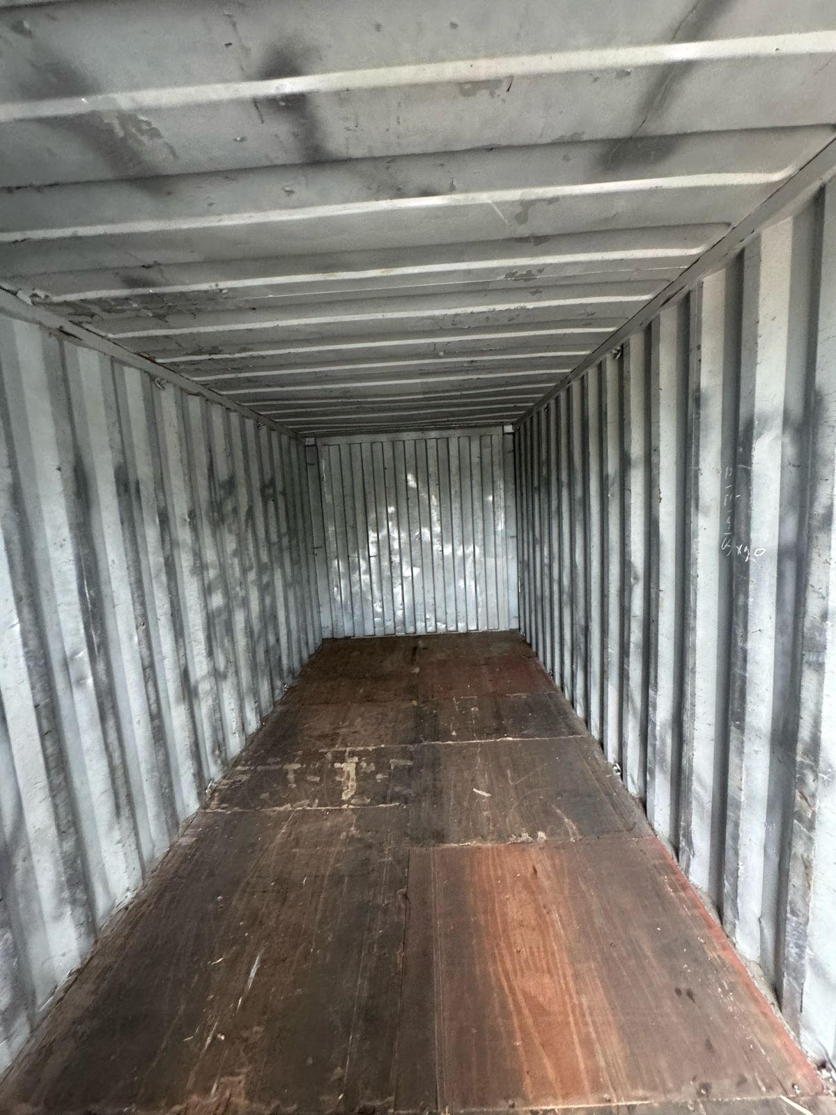 Морской контейнер TGHU0767350