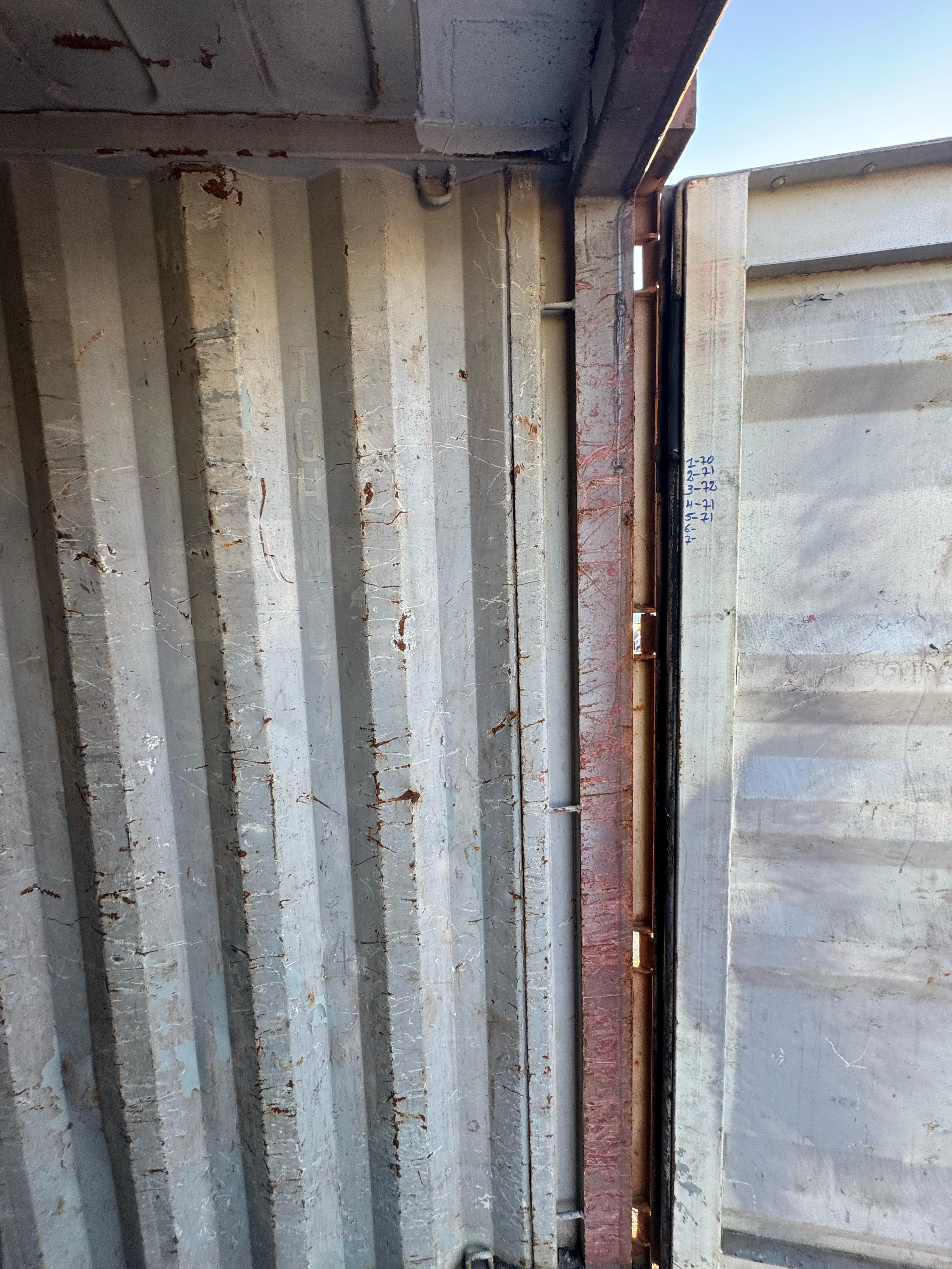 Морской контейнер TGHU0770884