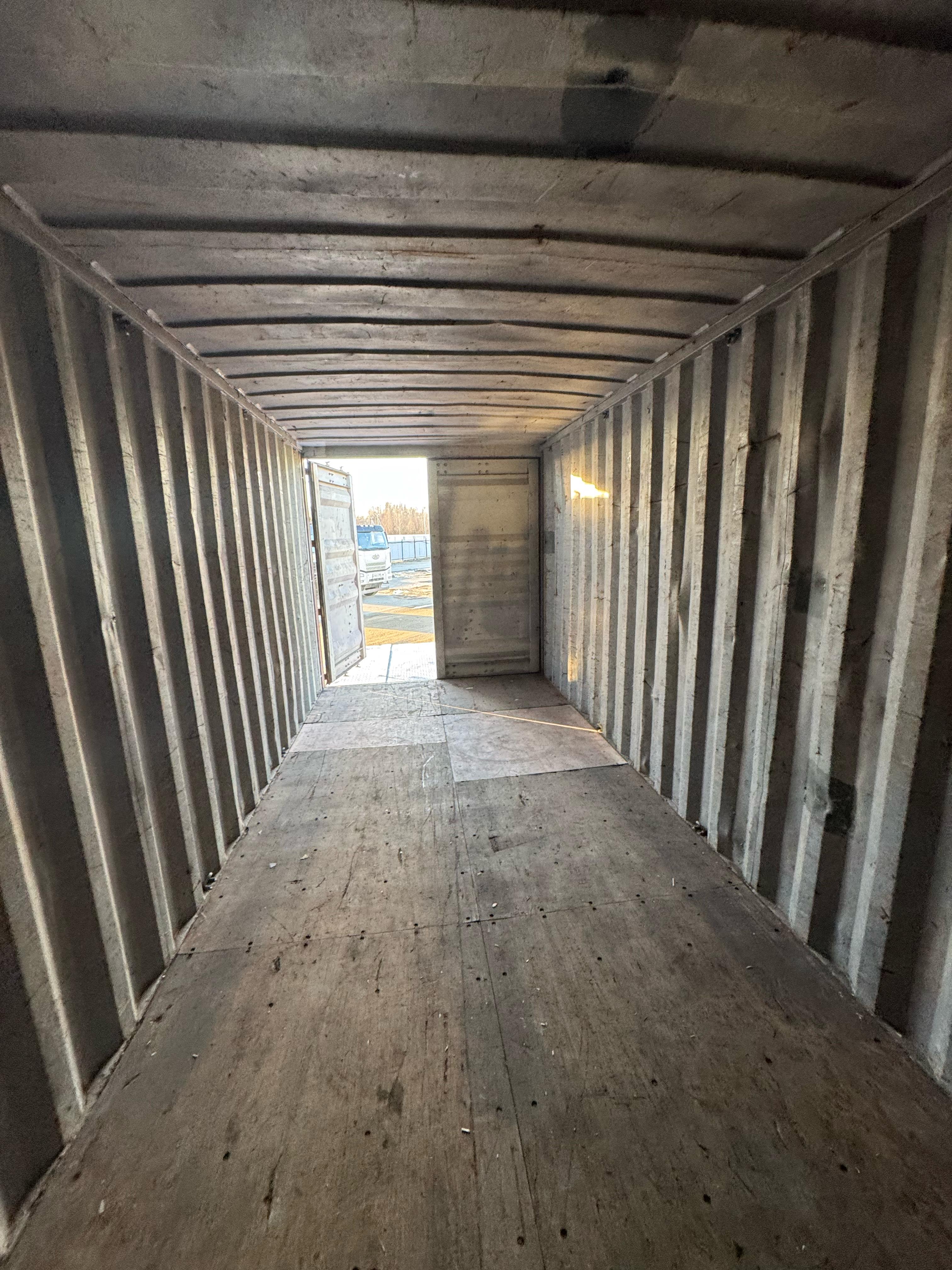 Морской контейнер TGHU0770884