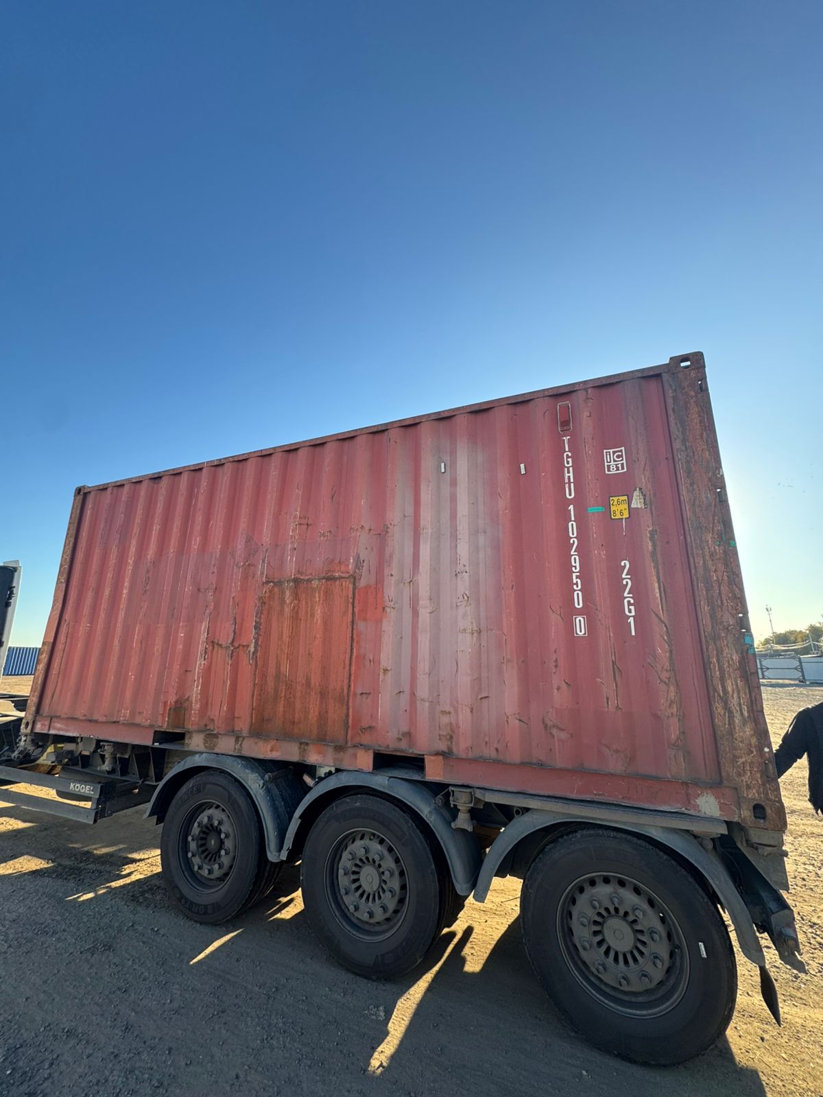 Морской контейнер TGHU1029500