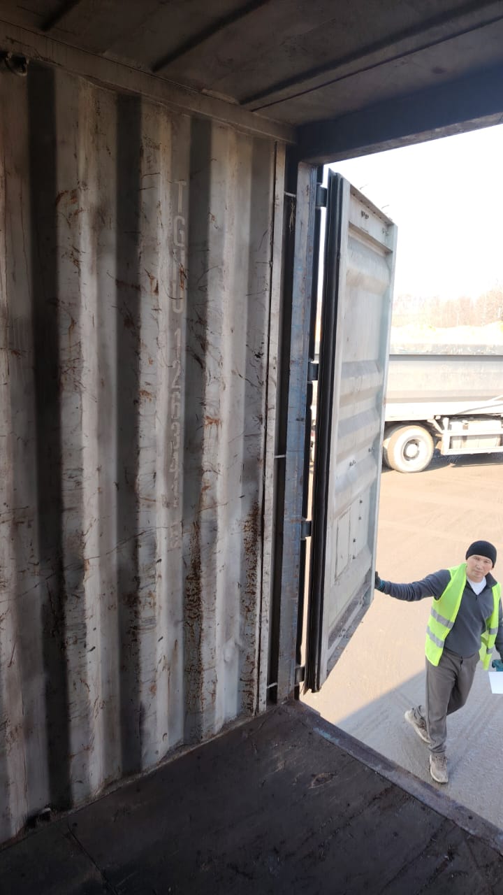 Морской контейнер TGHU1263415