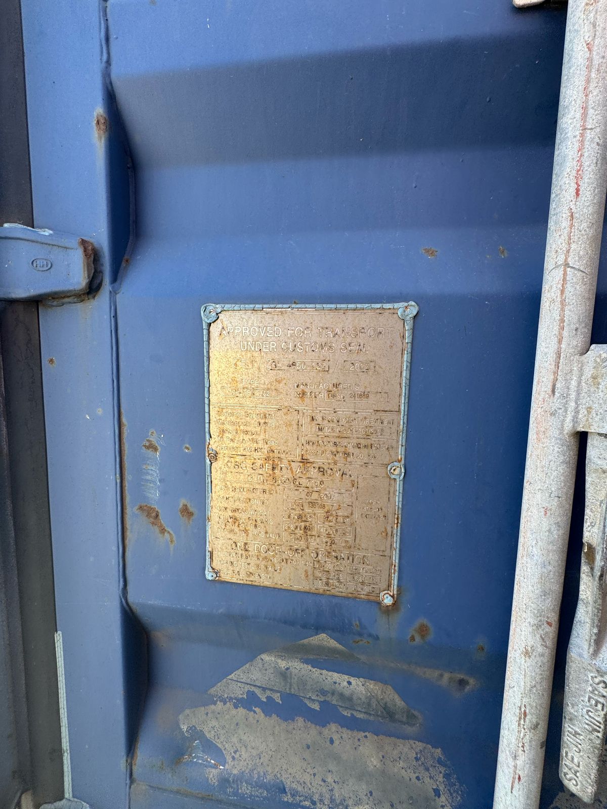 Морской контейнер TGHU1351687