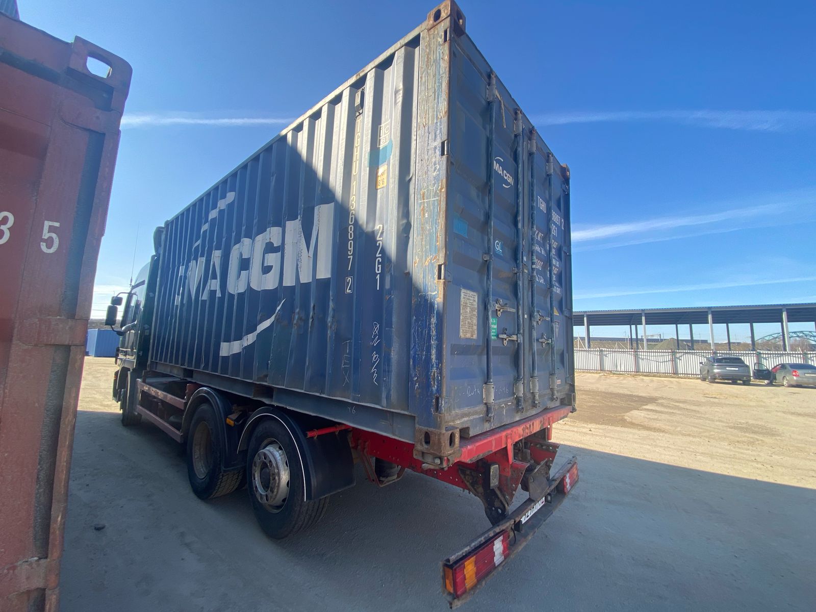 Морской контейнер TGHU1368972