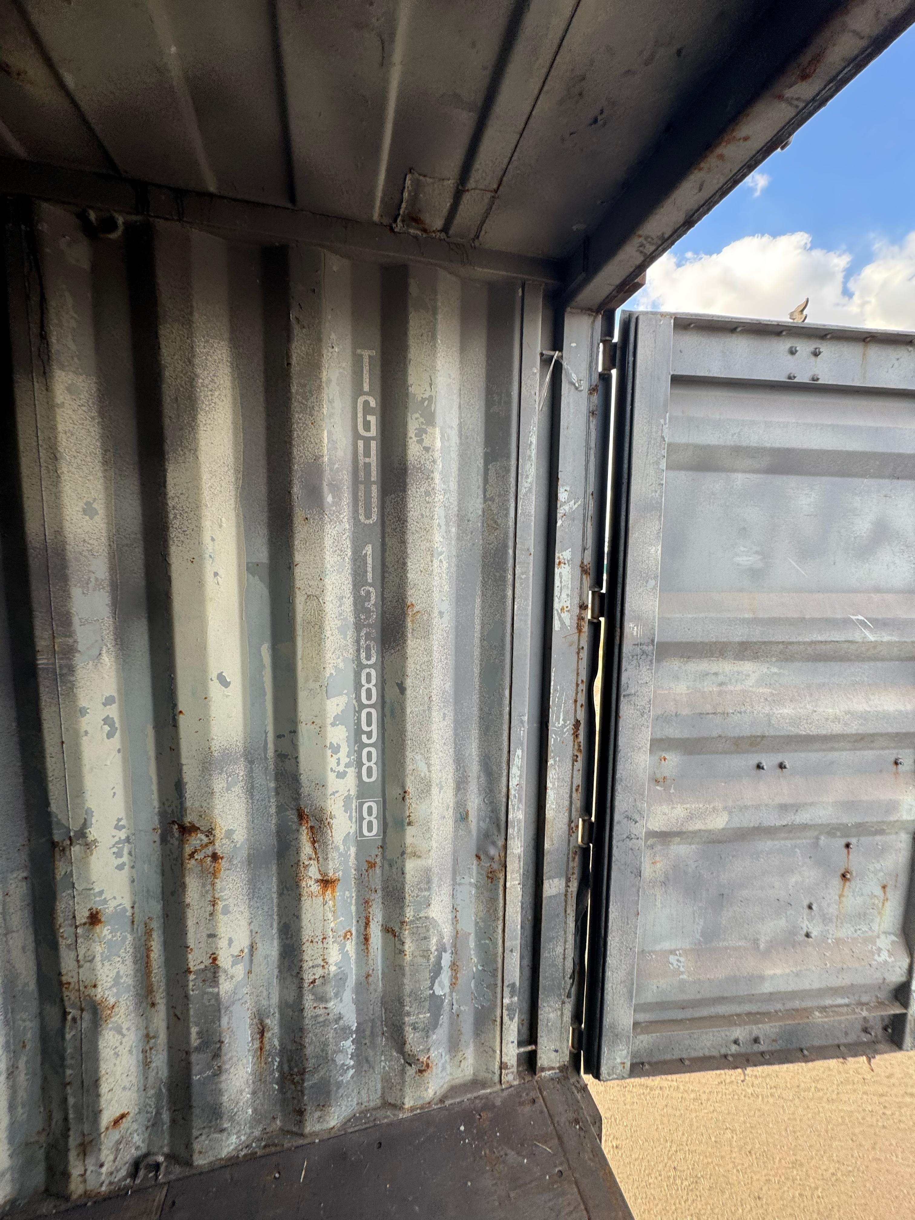 Морской контейнер TGHU1368988