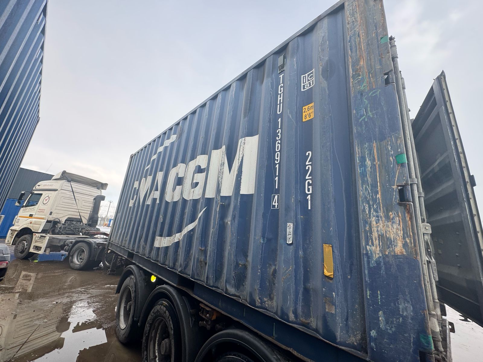 Морской контейнер TGHU1369114