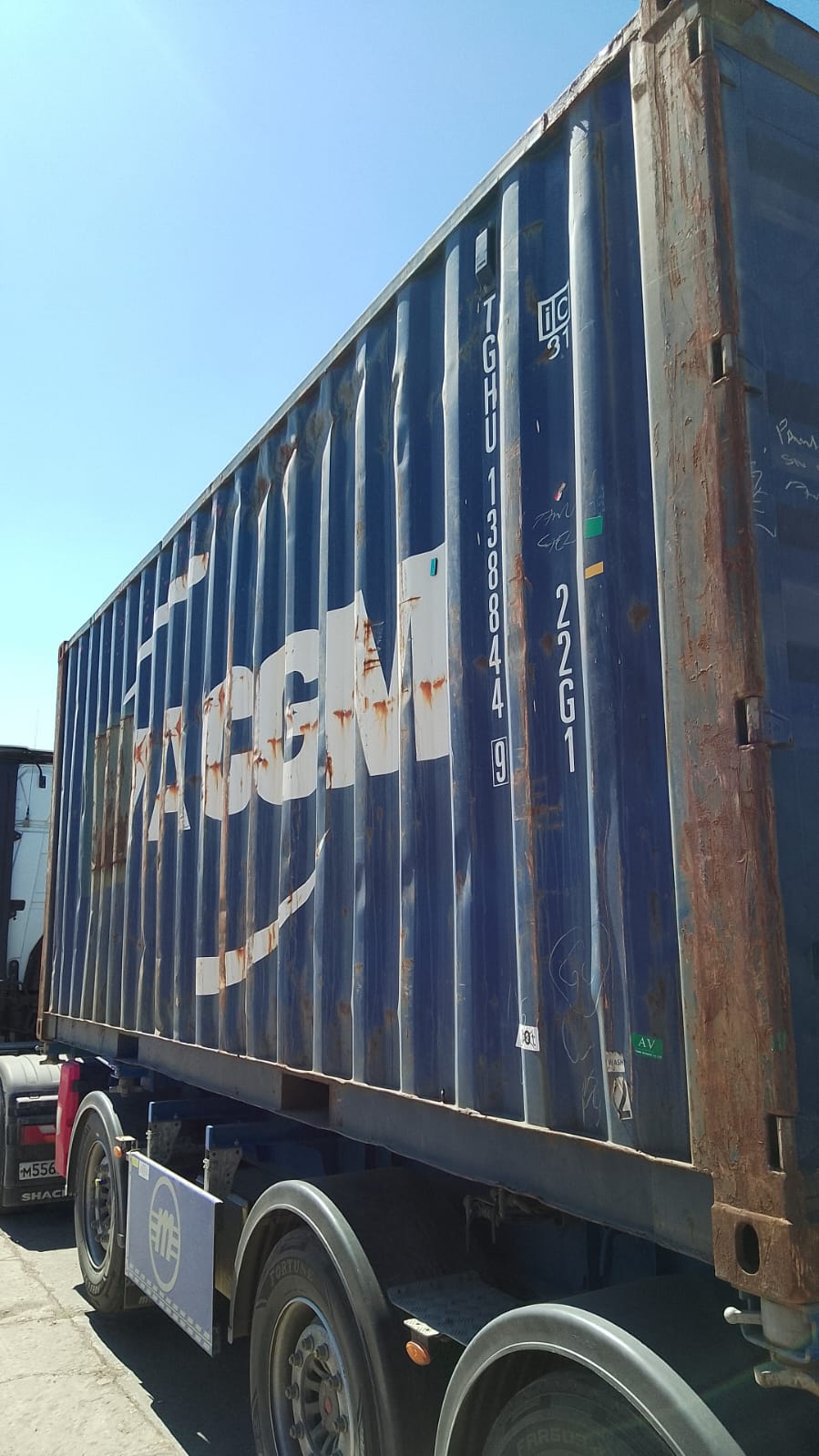 Морской контейнер TGHU1388449